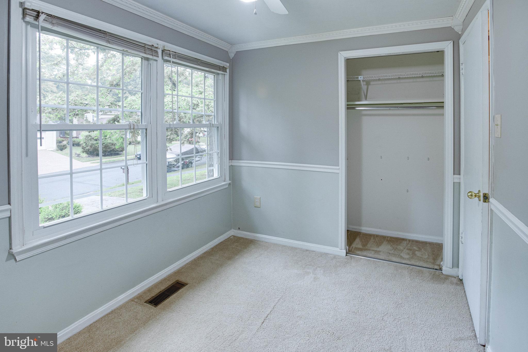 COUNTRY CLUB/LAKE MONTCLAIR - Residential