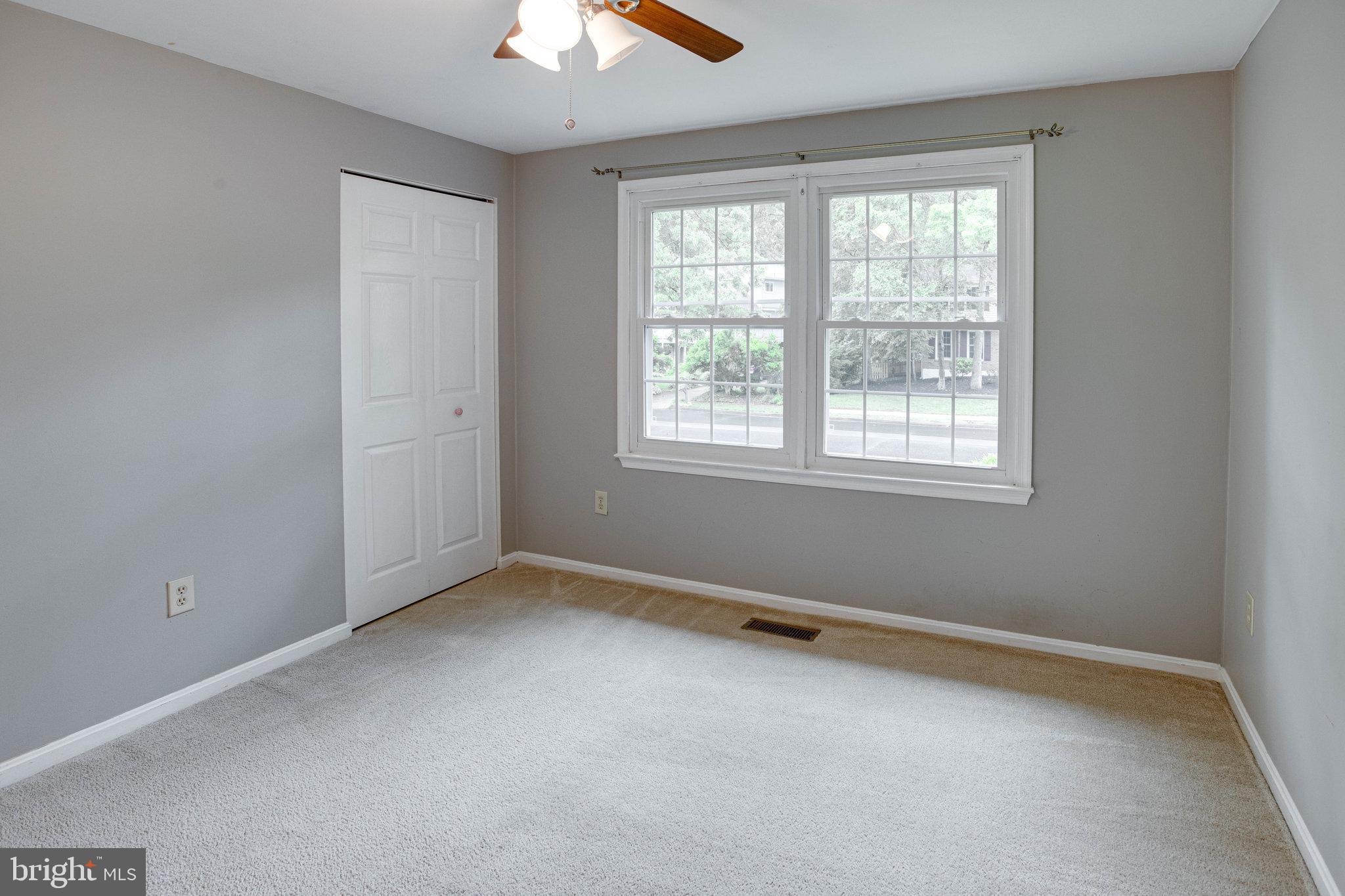 COUNTRY CLUB/LAKE MONTCLAIR - Residential