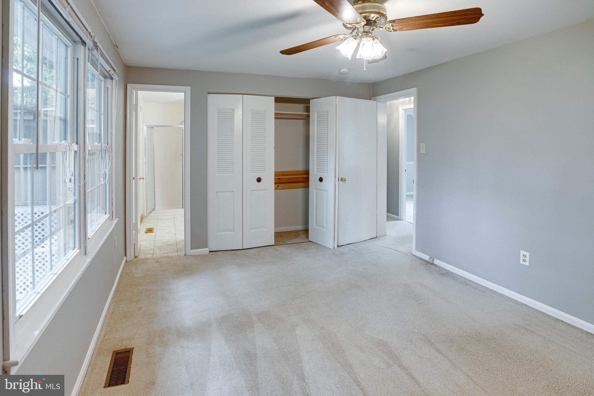 COUNTRY CLUB/LAKE MONTCLAIR - Residential