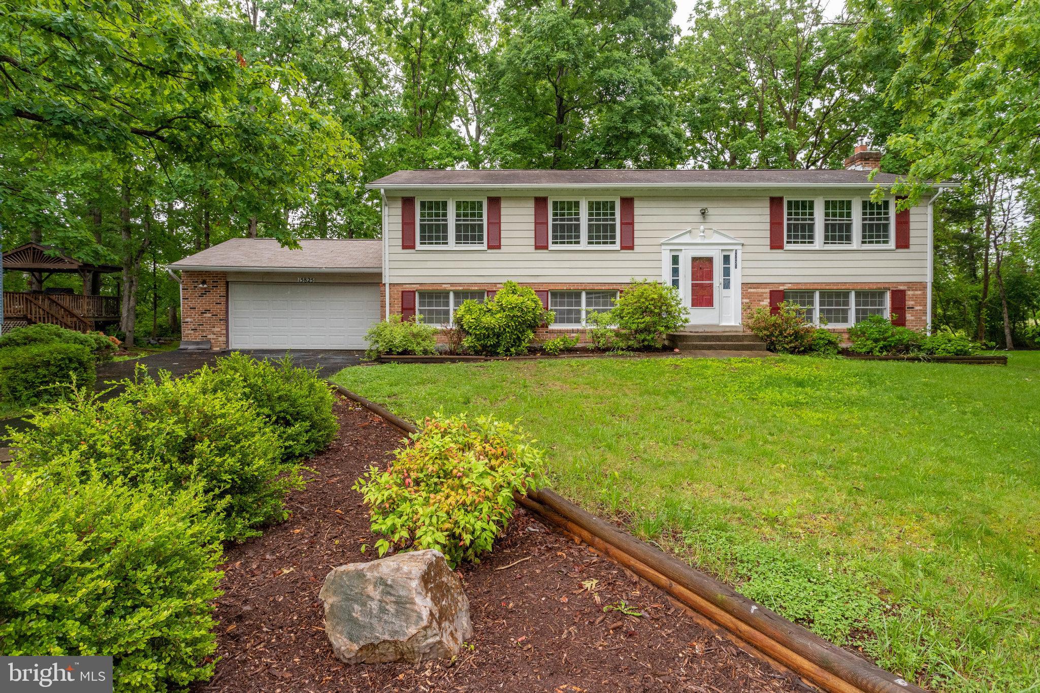 COUNTRY CLUB/LAKE MONTCLAIR - Residential