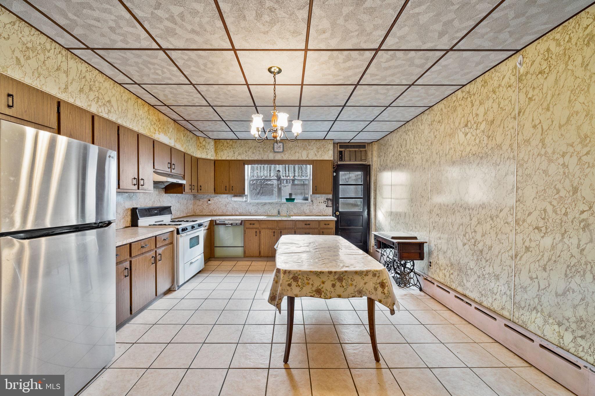 EAST PASSYUNK CROSSING - Residential