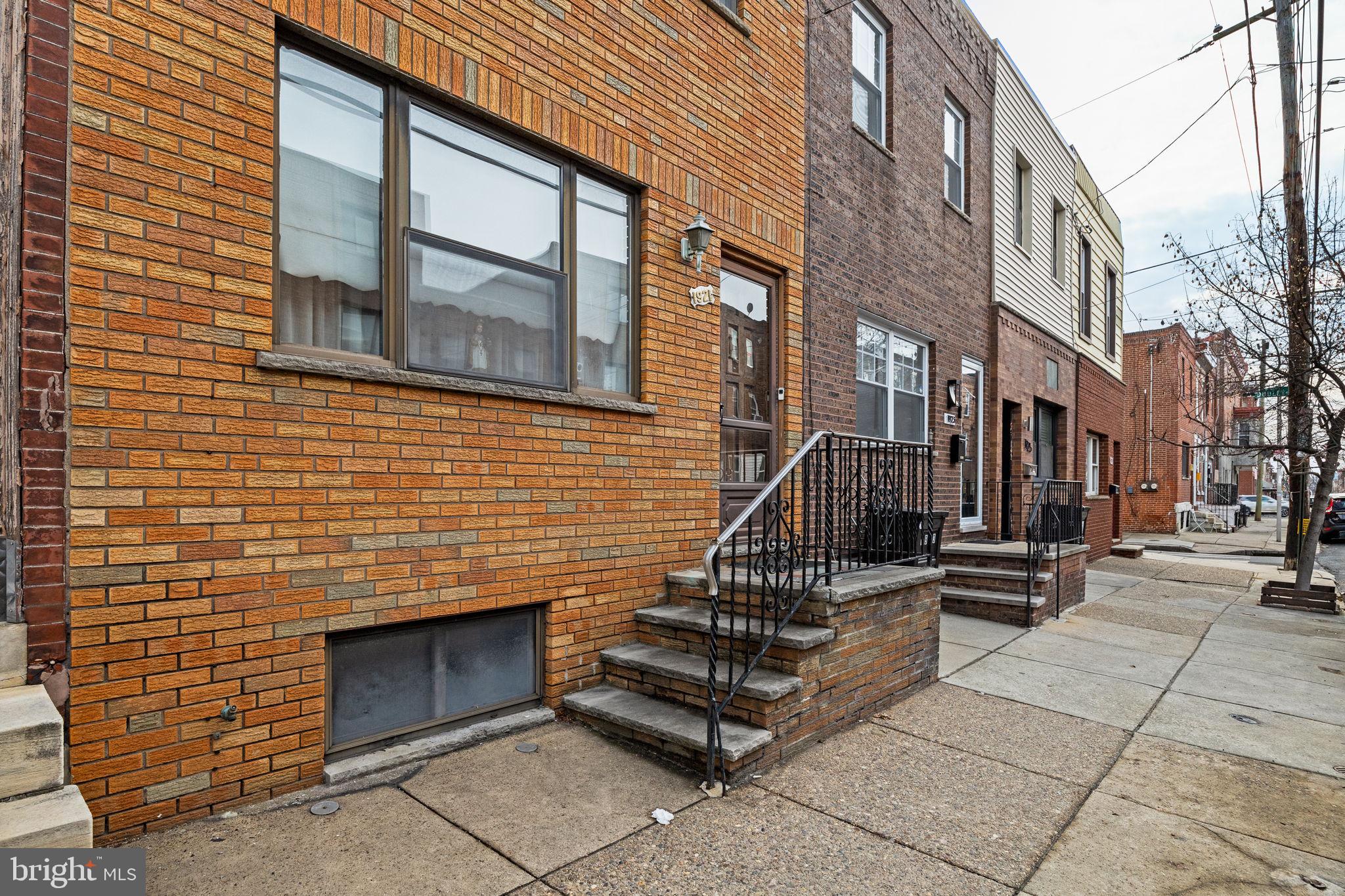 EAST PASSYUNK CROSSING - Residential