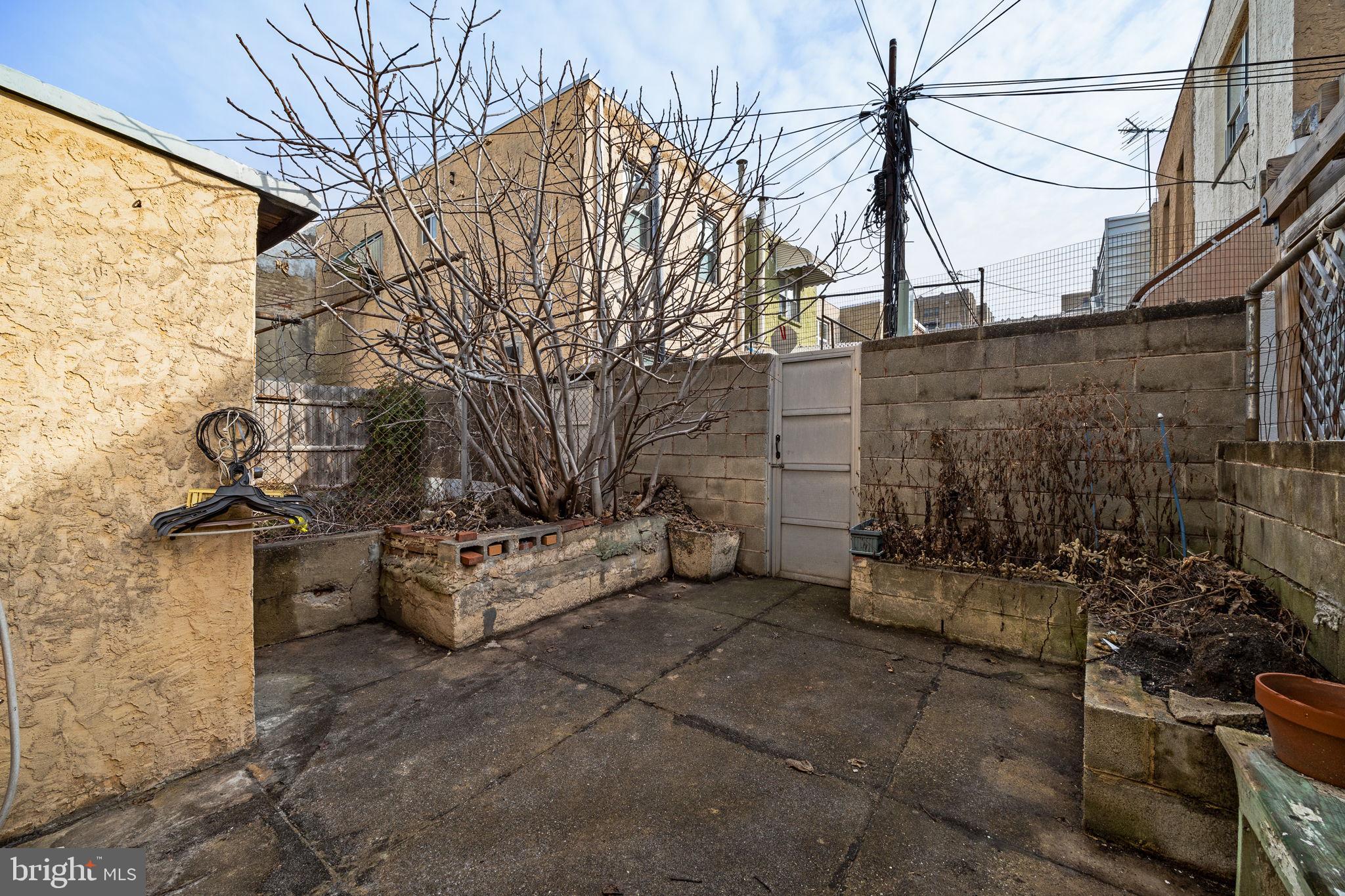 EAST PASSYUNK CROSSING - Residential