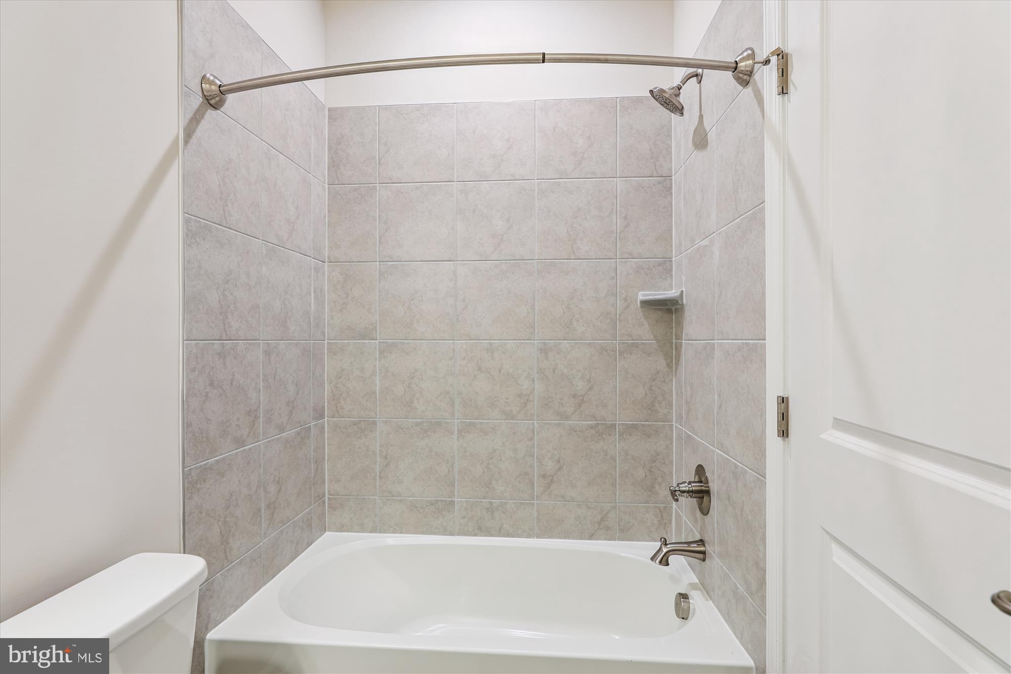 PARKSIDE - Residential Lease