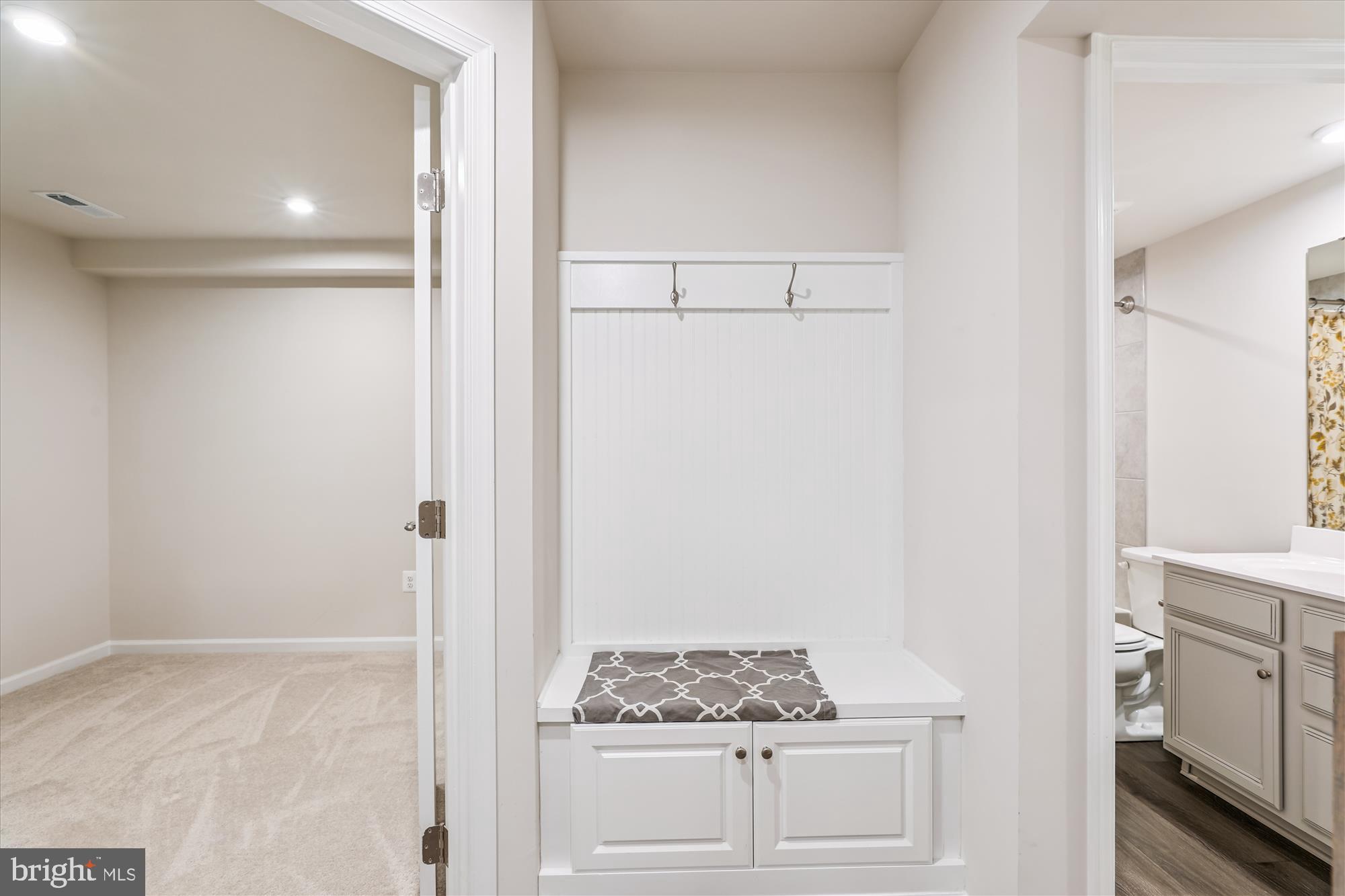 PARKSIDE - Residential Lease