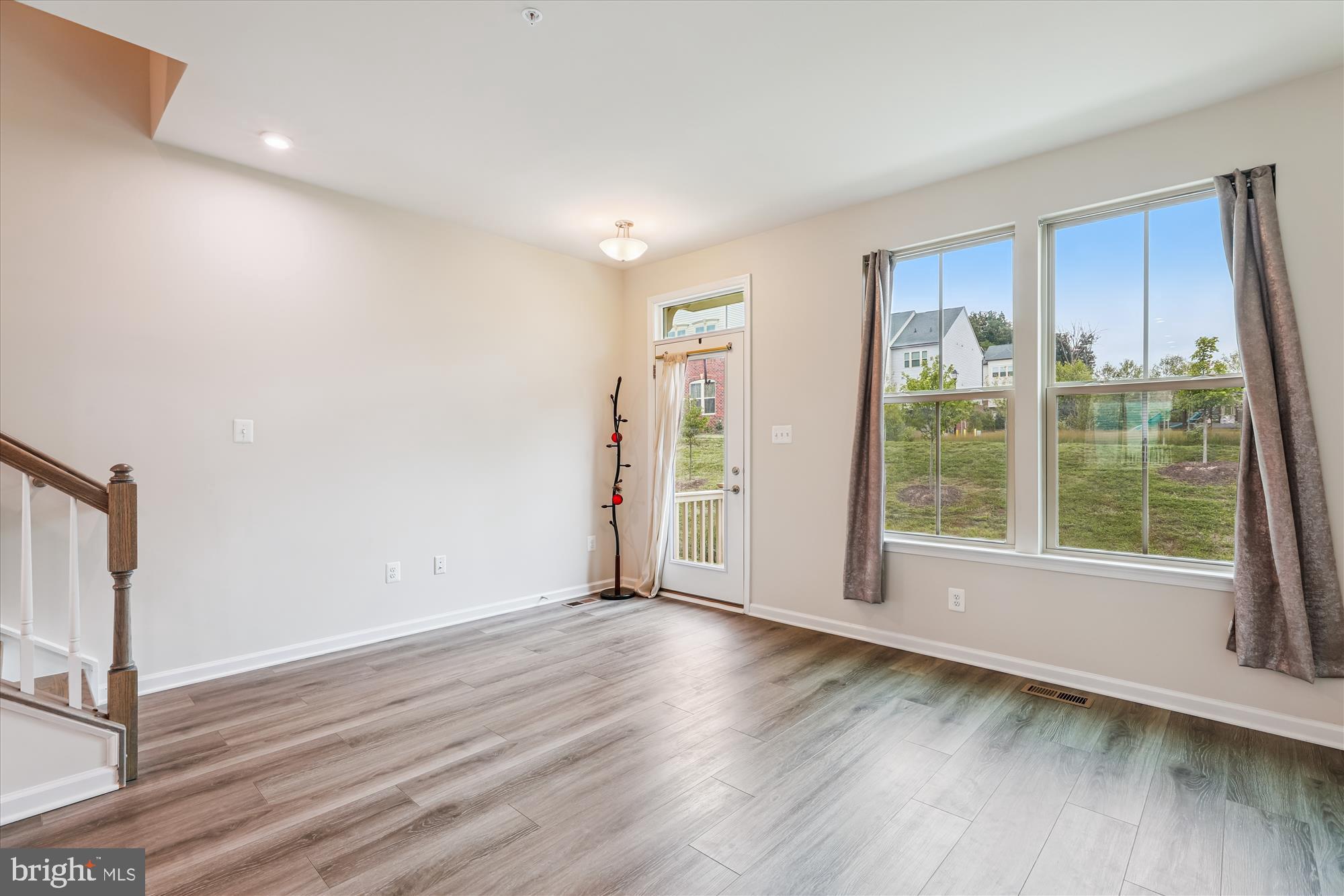 PARKSIDE - Residential Lease