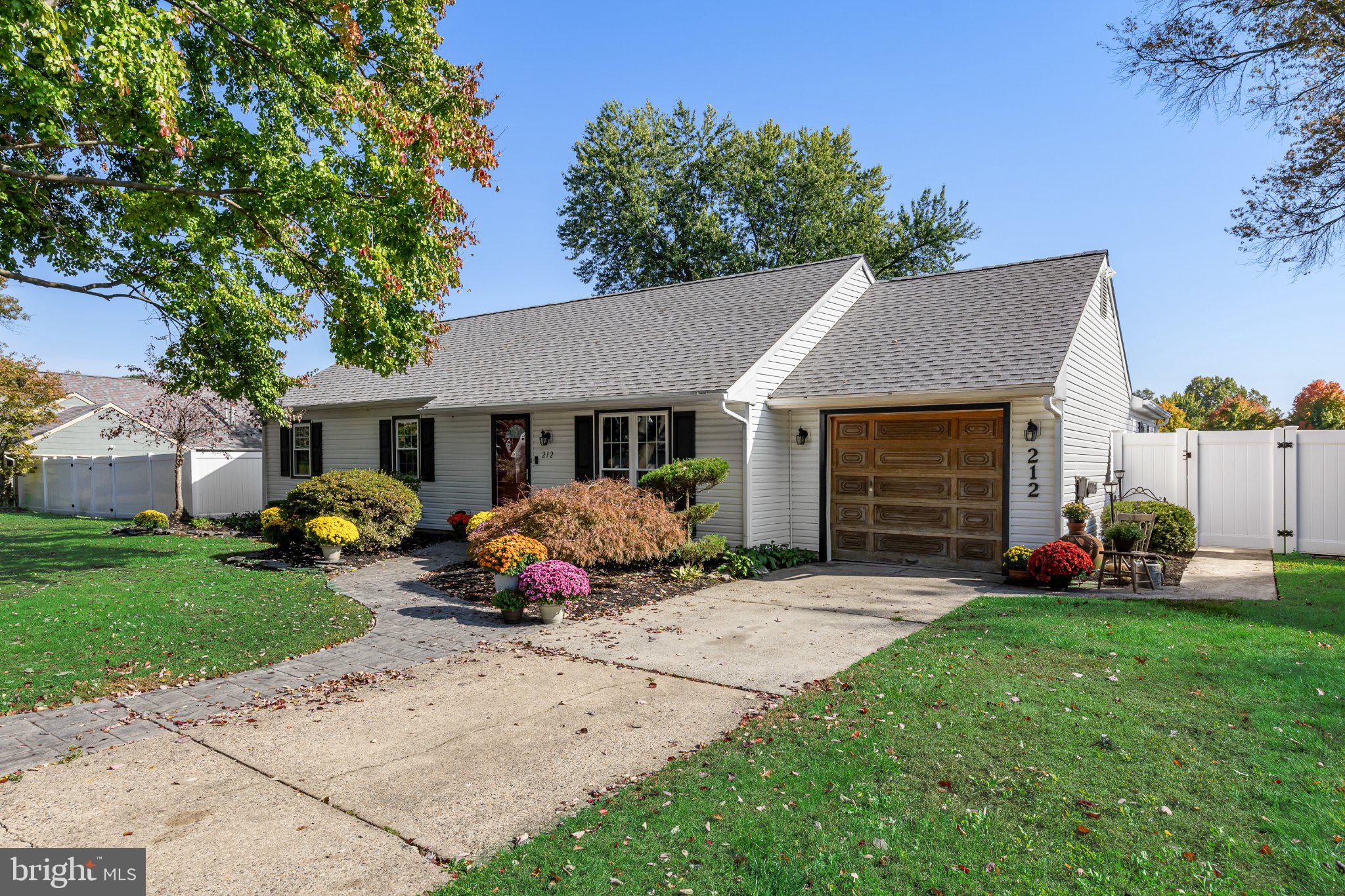 212 SOUTHVIEW DRIVE
