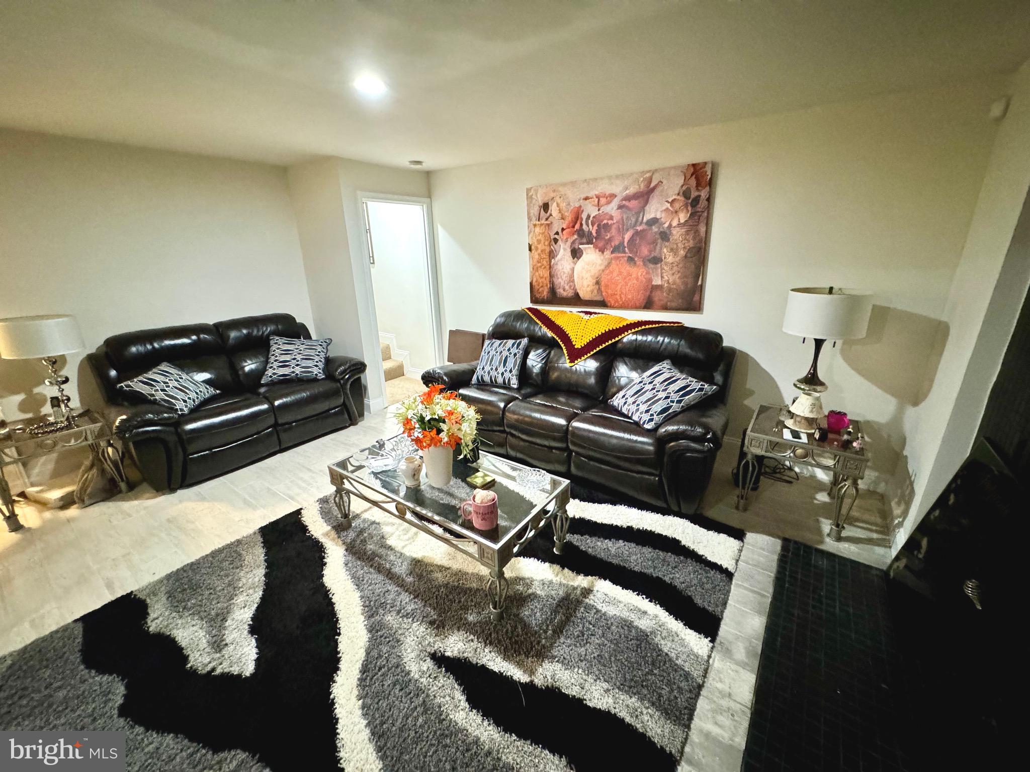 PINE TREE - Residential