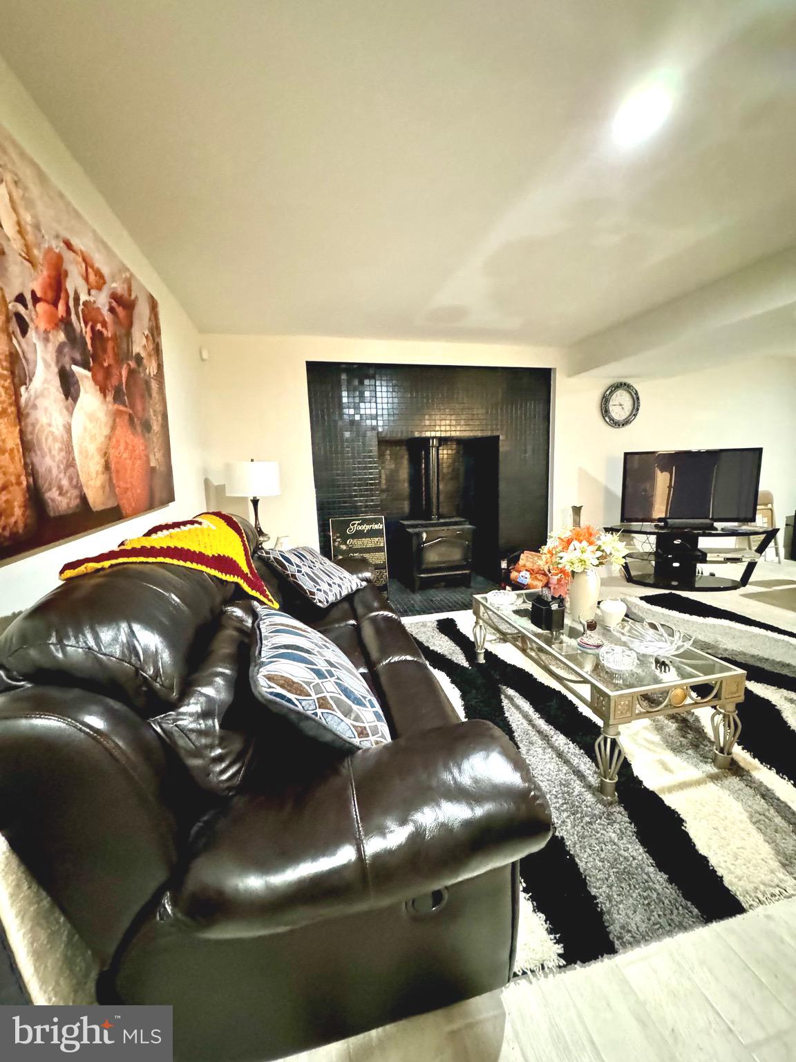 PINE TREE - Residential