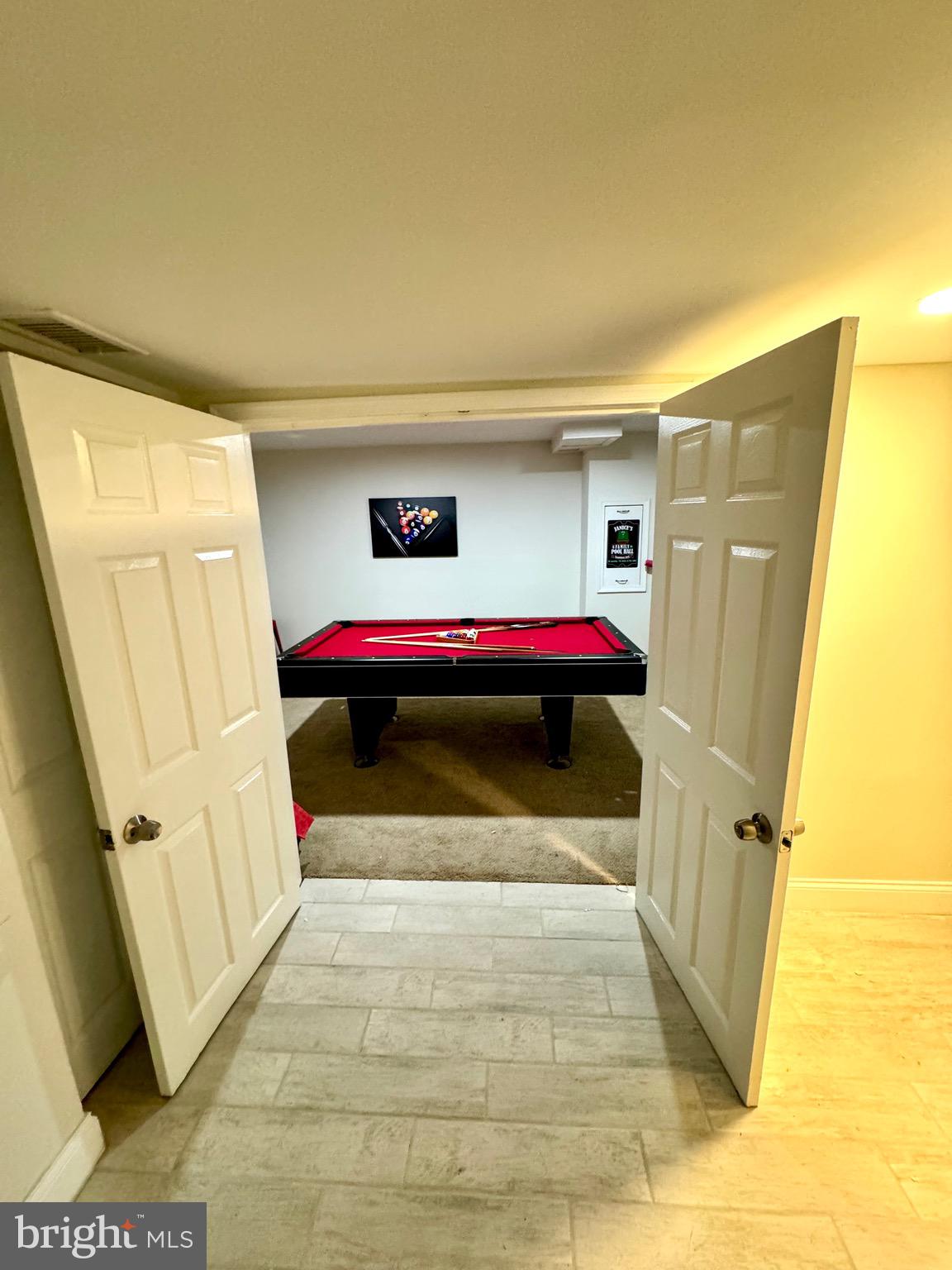 PINE TREE - Residential