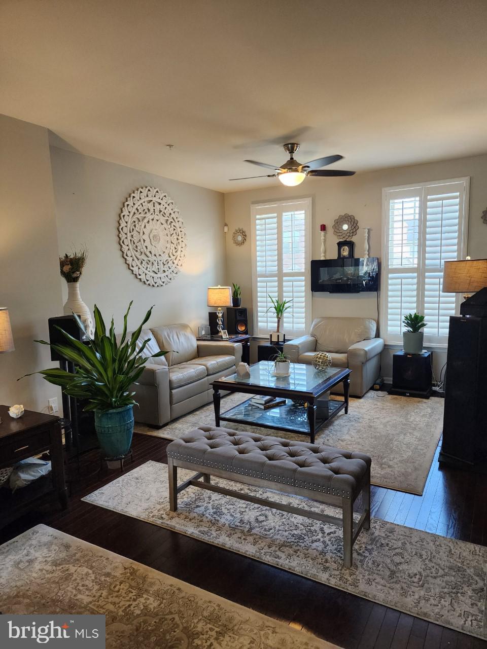 WOODMORE TOWNE CENTRE - Residential