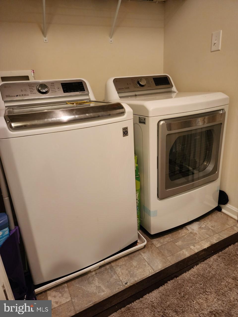 WOODMORE TOWNE CENTRE - Residential