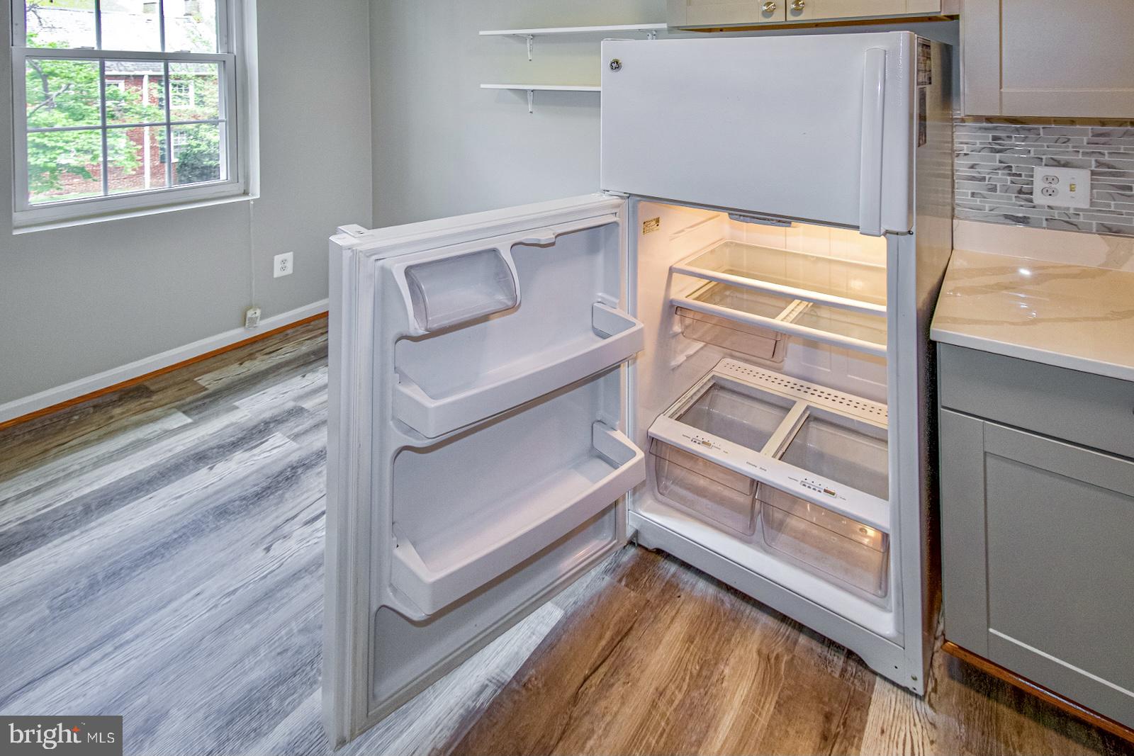 COLONIAL VILLAGE - Residential Lease