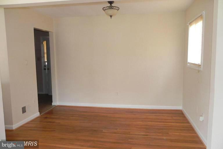 NORTH FORESTVILLE - Residential Lease