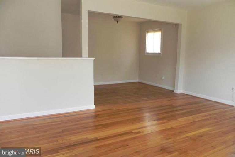 NORTH FORESTVILLE - Residential Lease