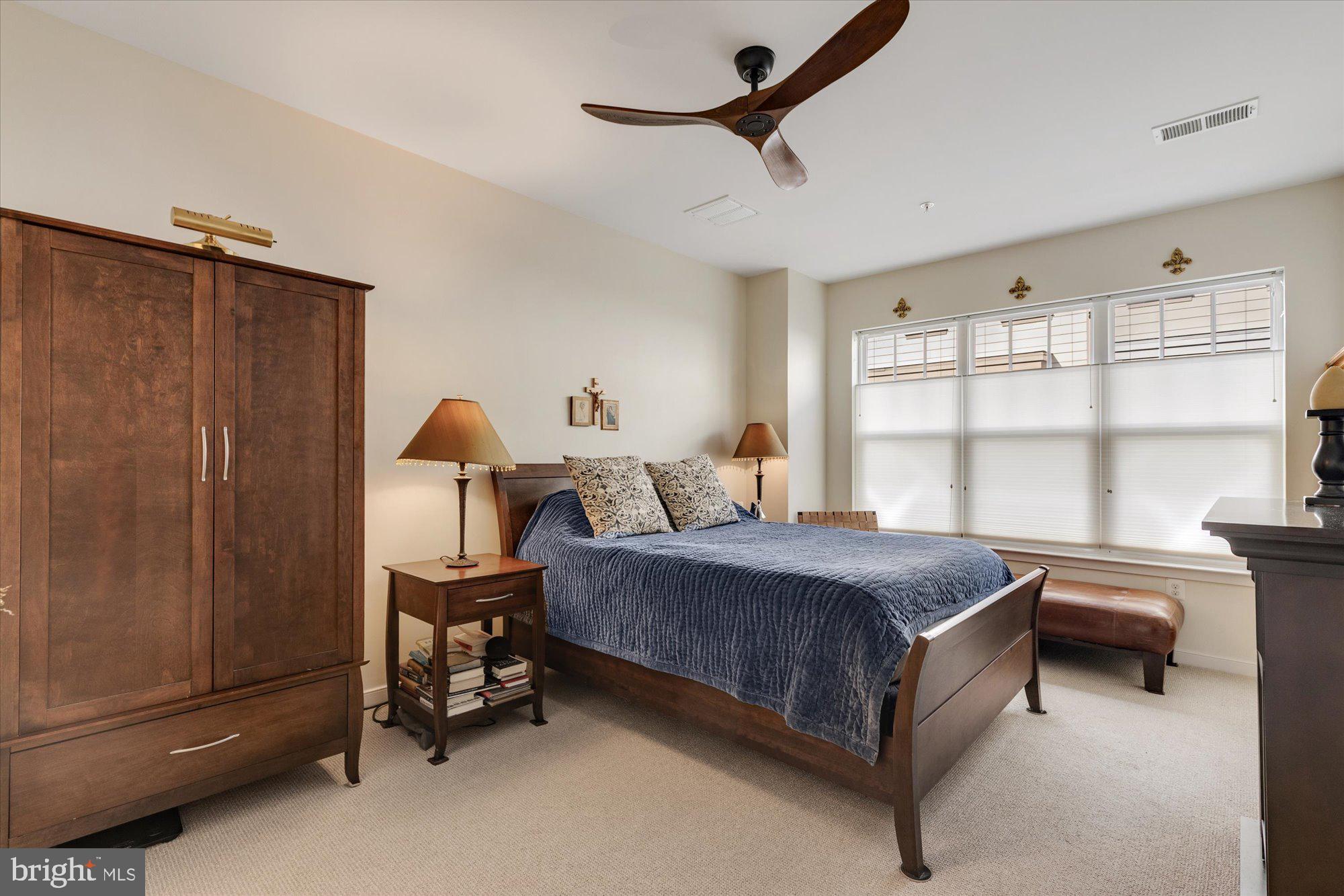 CRESCENT PLACE - Residential