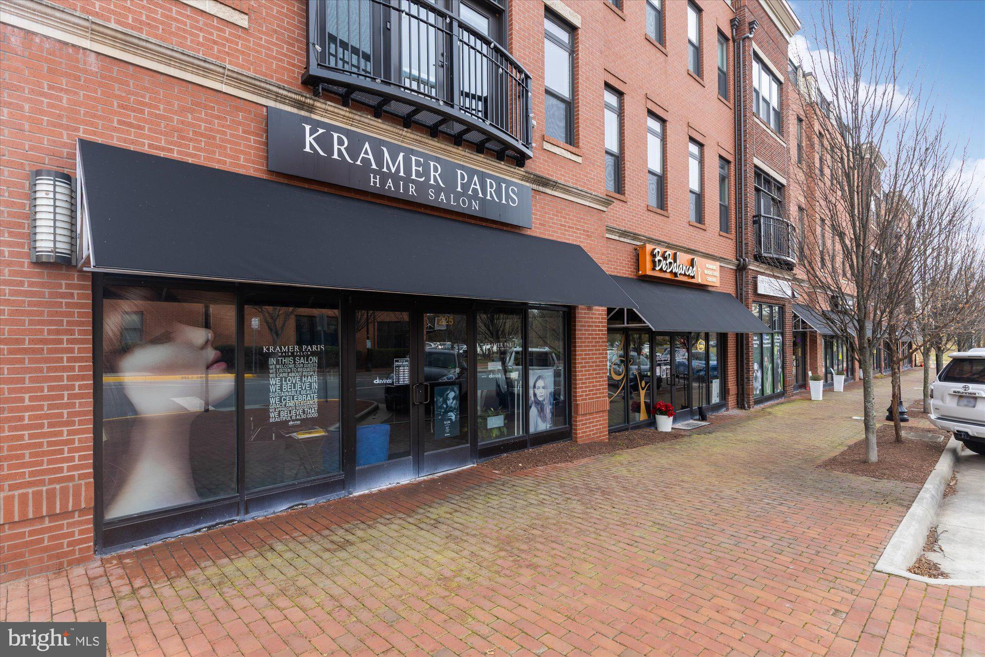 CRESCENT PLACE - Residential