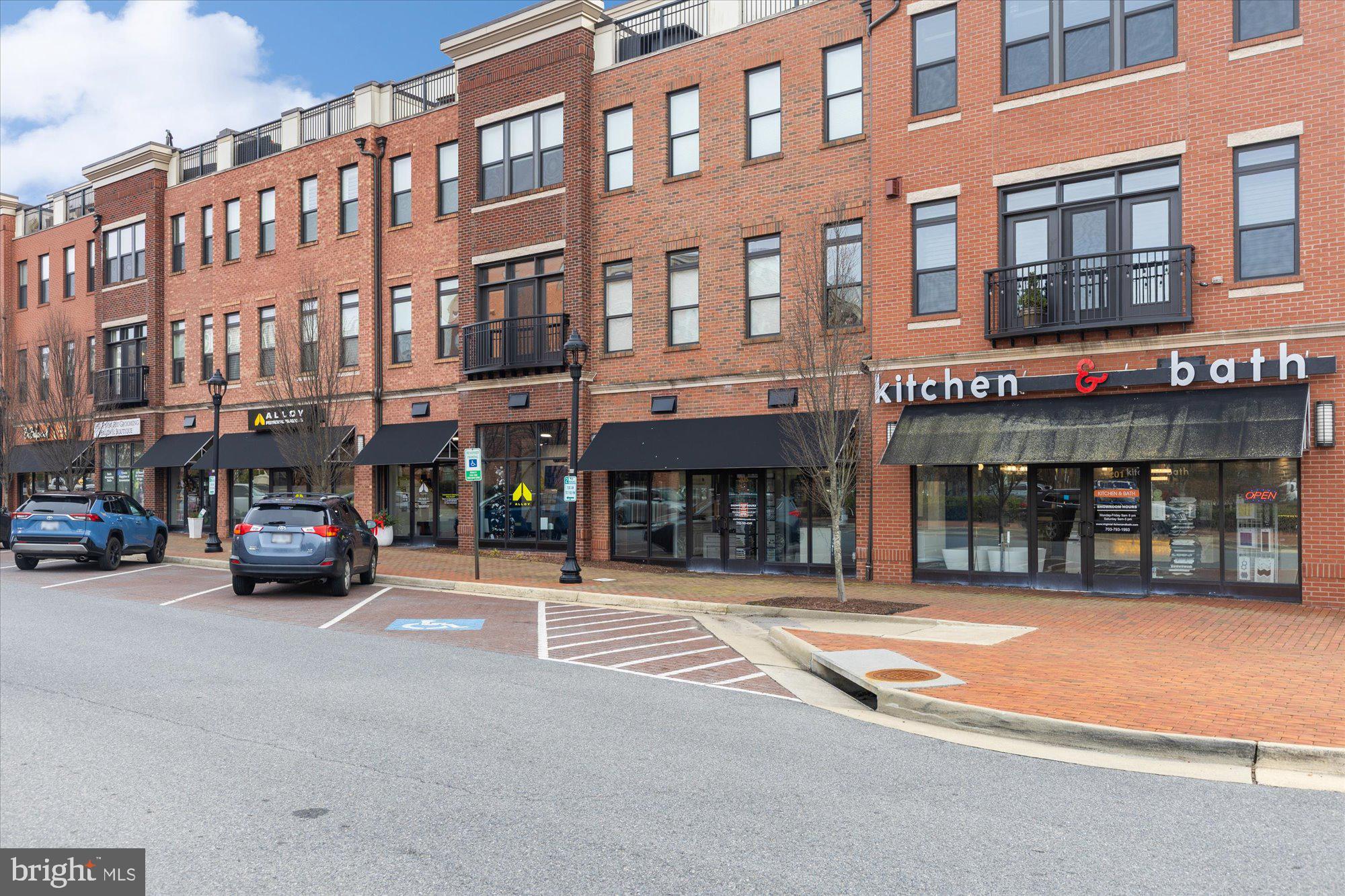 CRESCENT PLACE - Residential