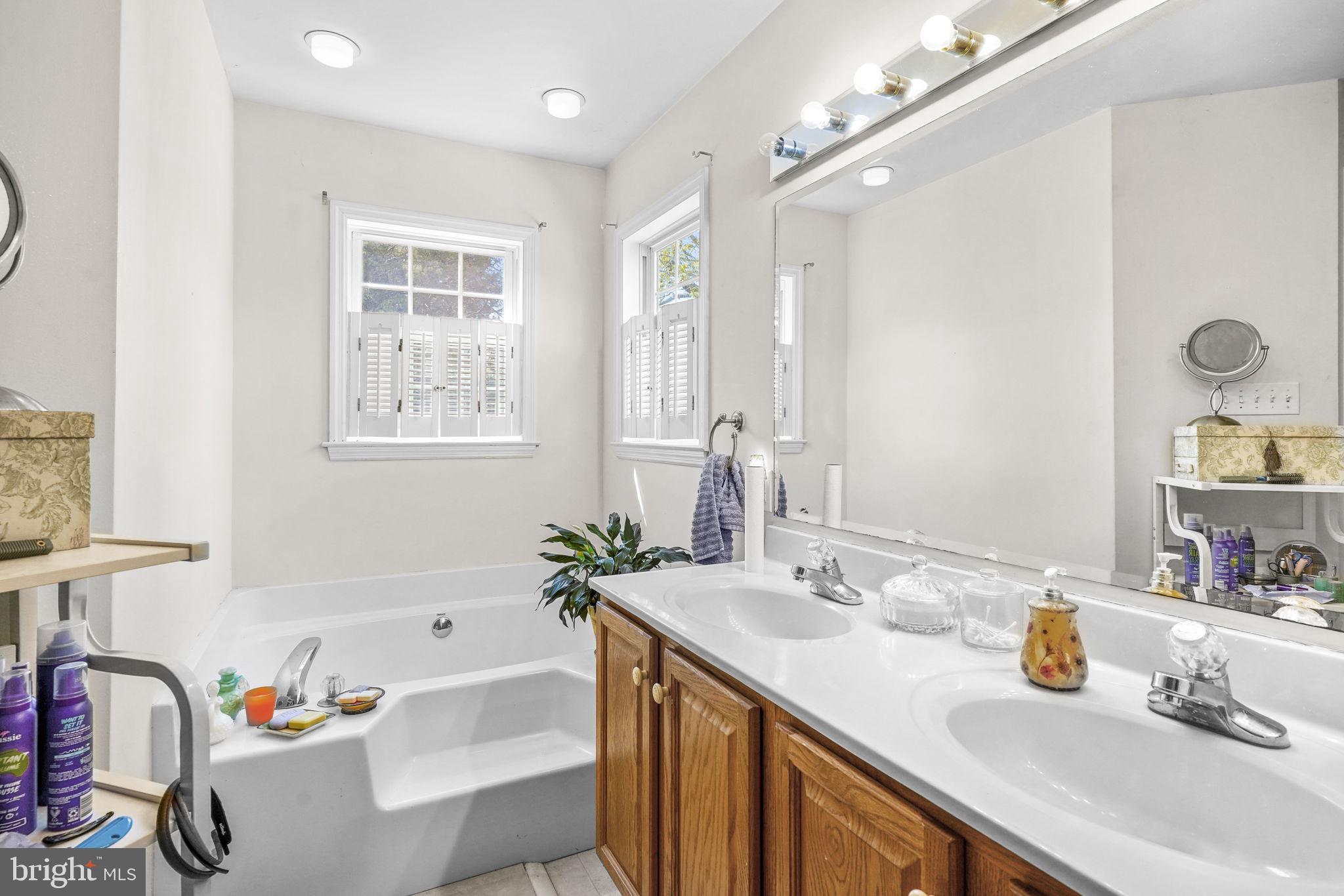 HERRING BAY VIEW - Residential