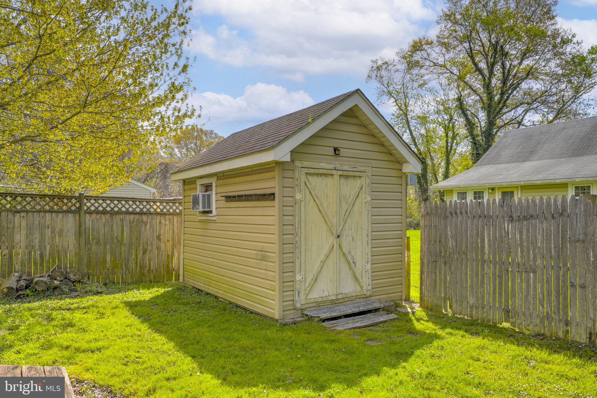 HERRING BAY VIEW - Residential