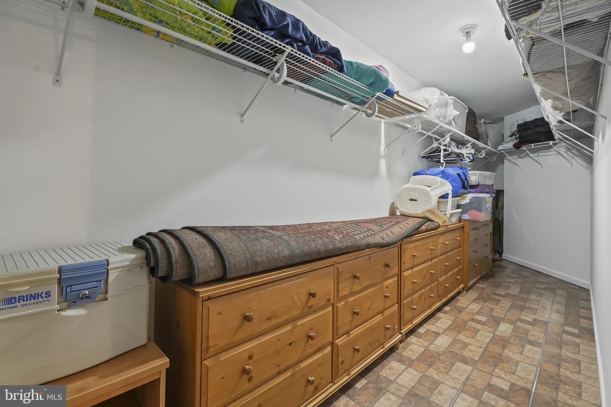 Monmouth Junction, New Jersey 08852, United States, 3 Bedrooms Bedrooms, ,3 BathroomsBathrooms,Residential,Pending,109769