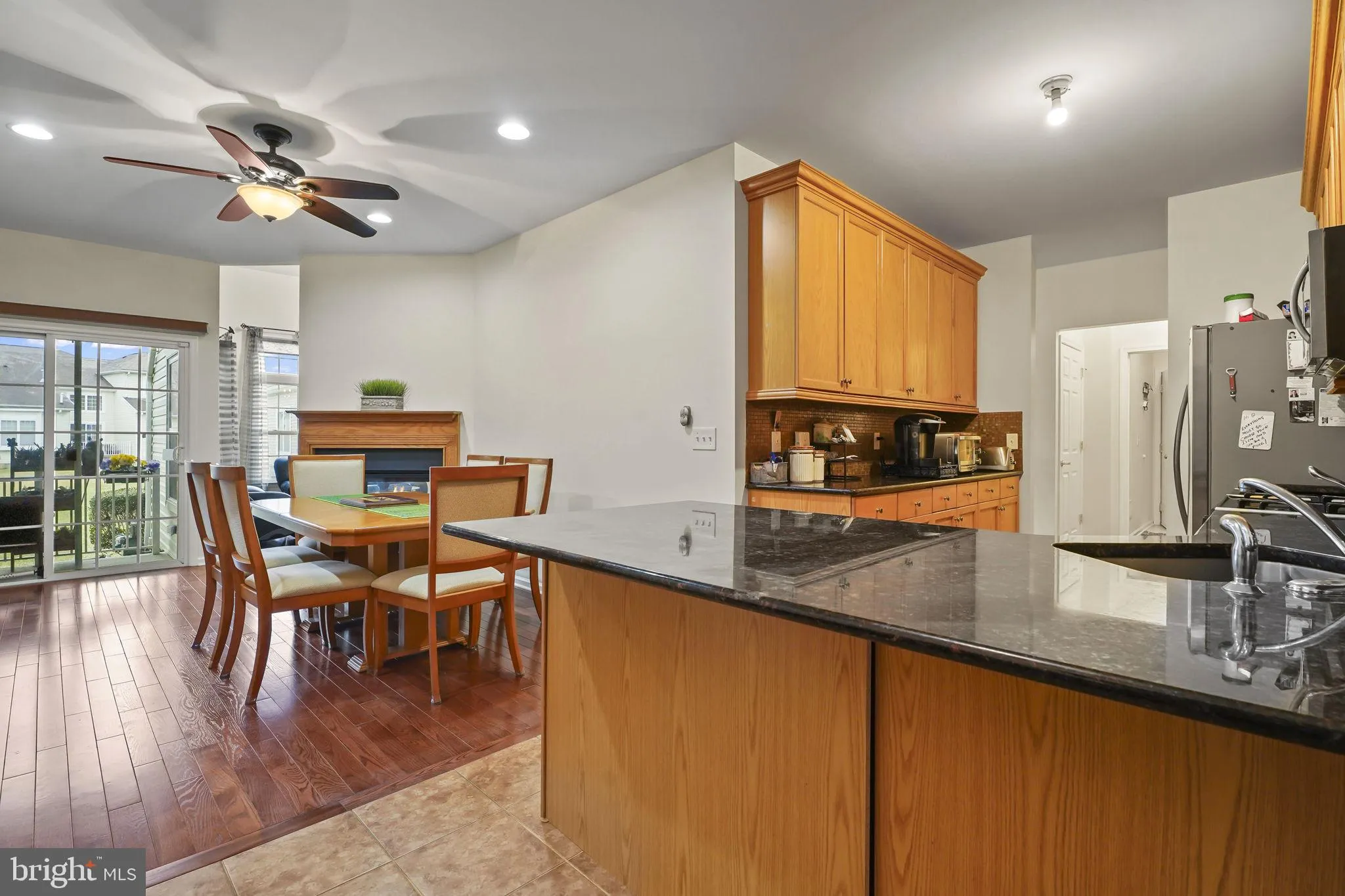 Monmouth Junction, New Jersey 08852, United States, 3 Bedrooms Bedrooms, ,3 BathroomsBathrooms,Residential,Pending,109769