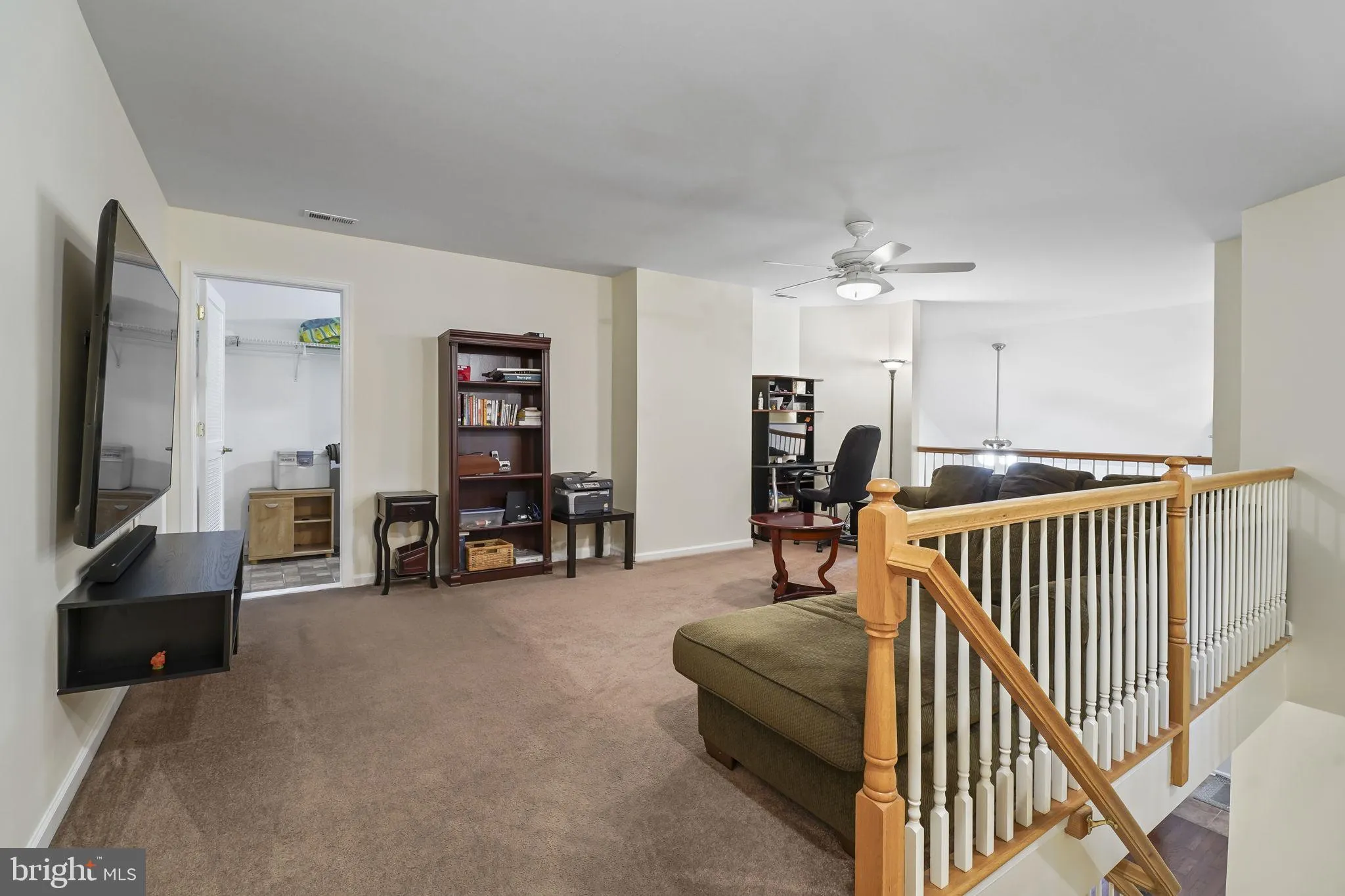 Monmouth Junction, New Jersey 08852, United States, 3 Bedrooms Bedrooms, ,3 BathroomsBathrooms,Residential,Pending,109769