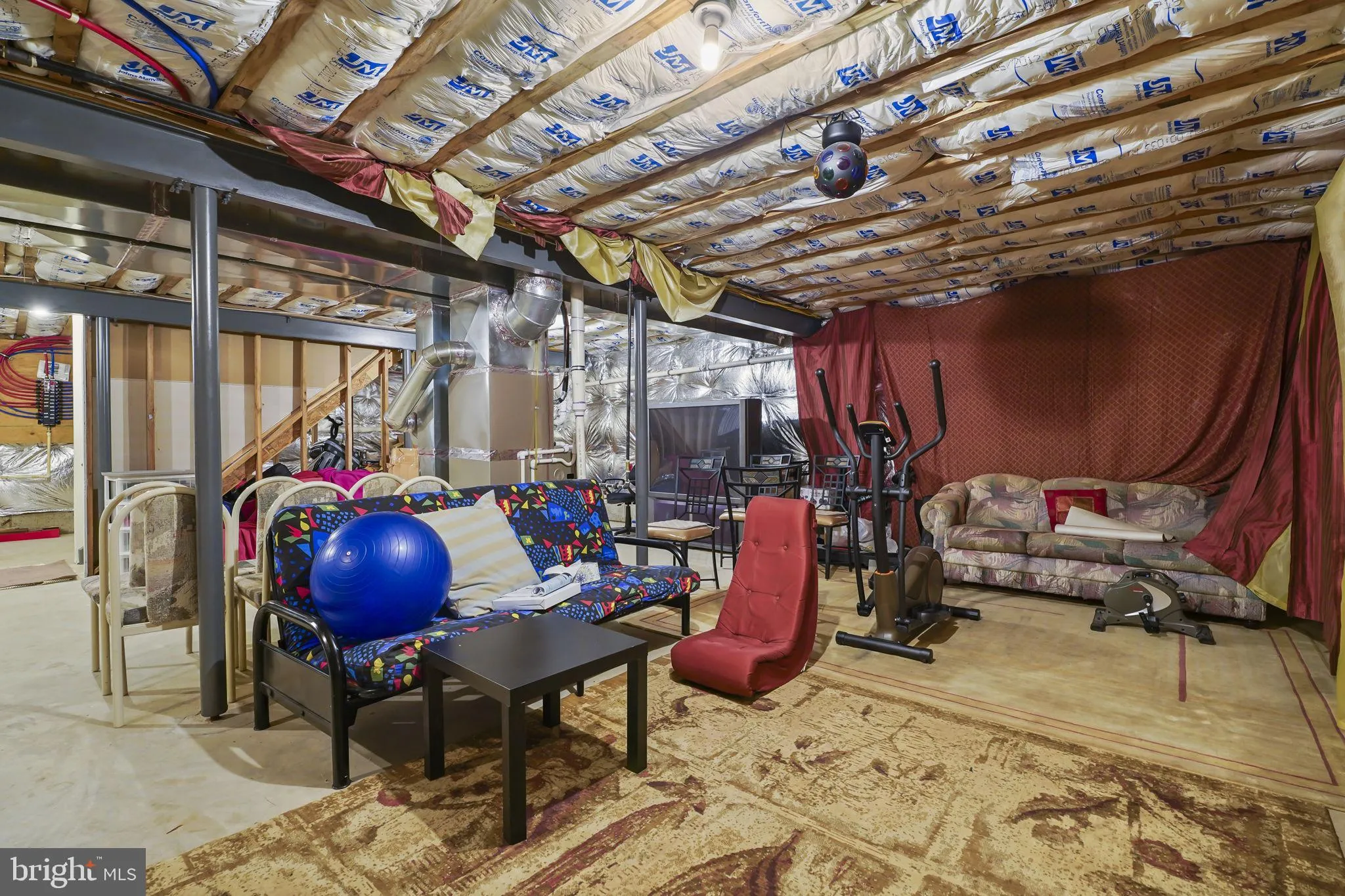 Monmouth Junction, New Jersey 08852, United States, 3 Bedrooms Bedrooms, ,3 BathroomsBathrooms,Residential,Pending,109769