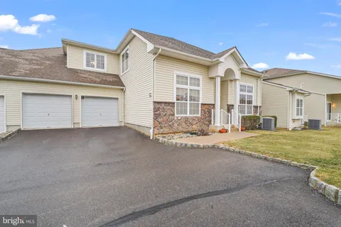 2304 Schindler Drive N, Monmouth Junction, NJ MLS: NJMX2008970