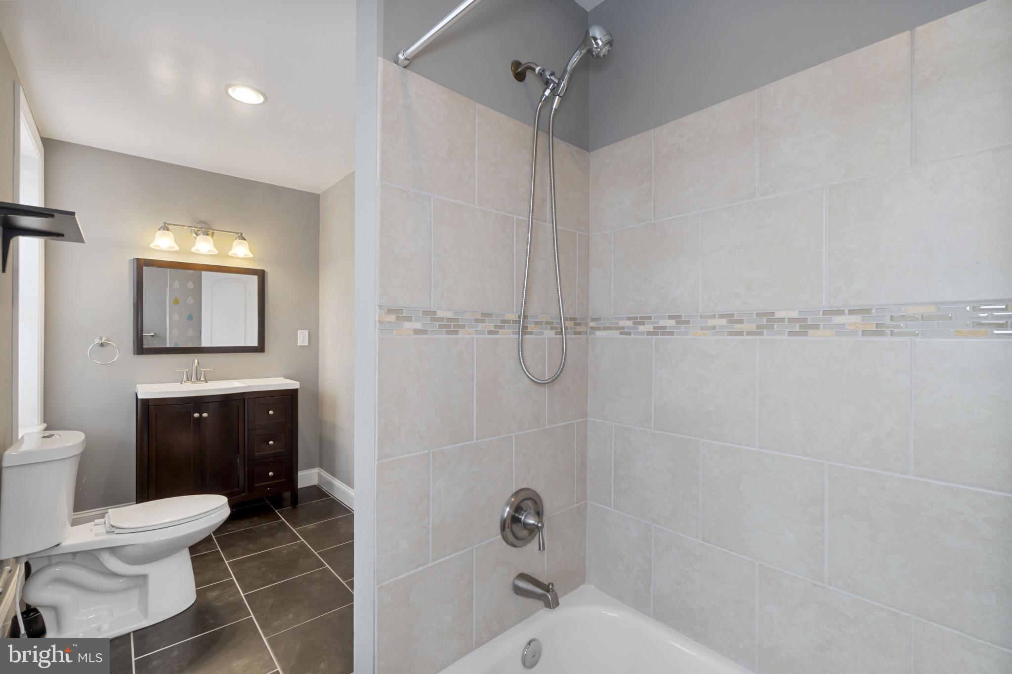 PATTERSON PARK - Residential Lease