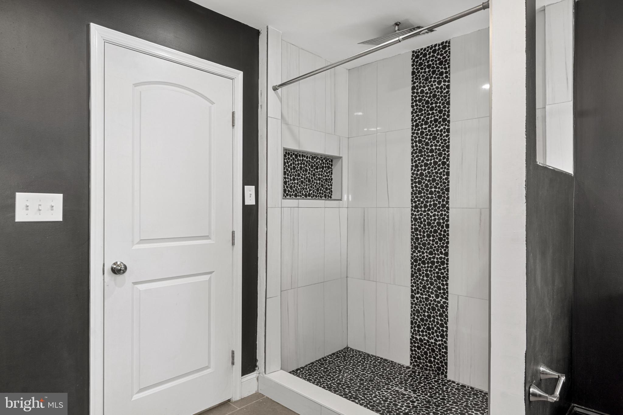 PATTERSON PARK - Residential Lease