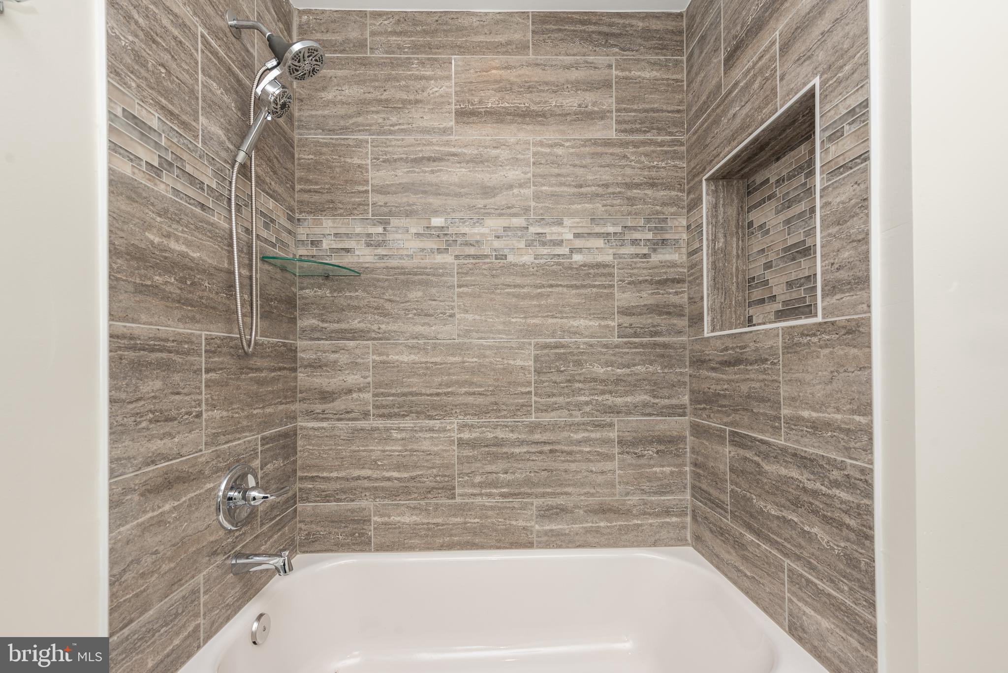 OLIVER - Residential