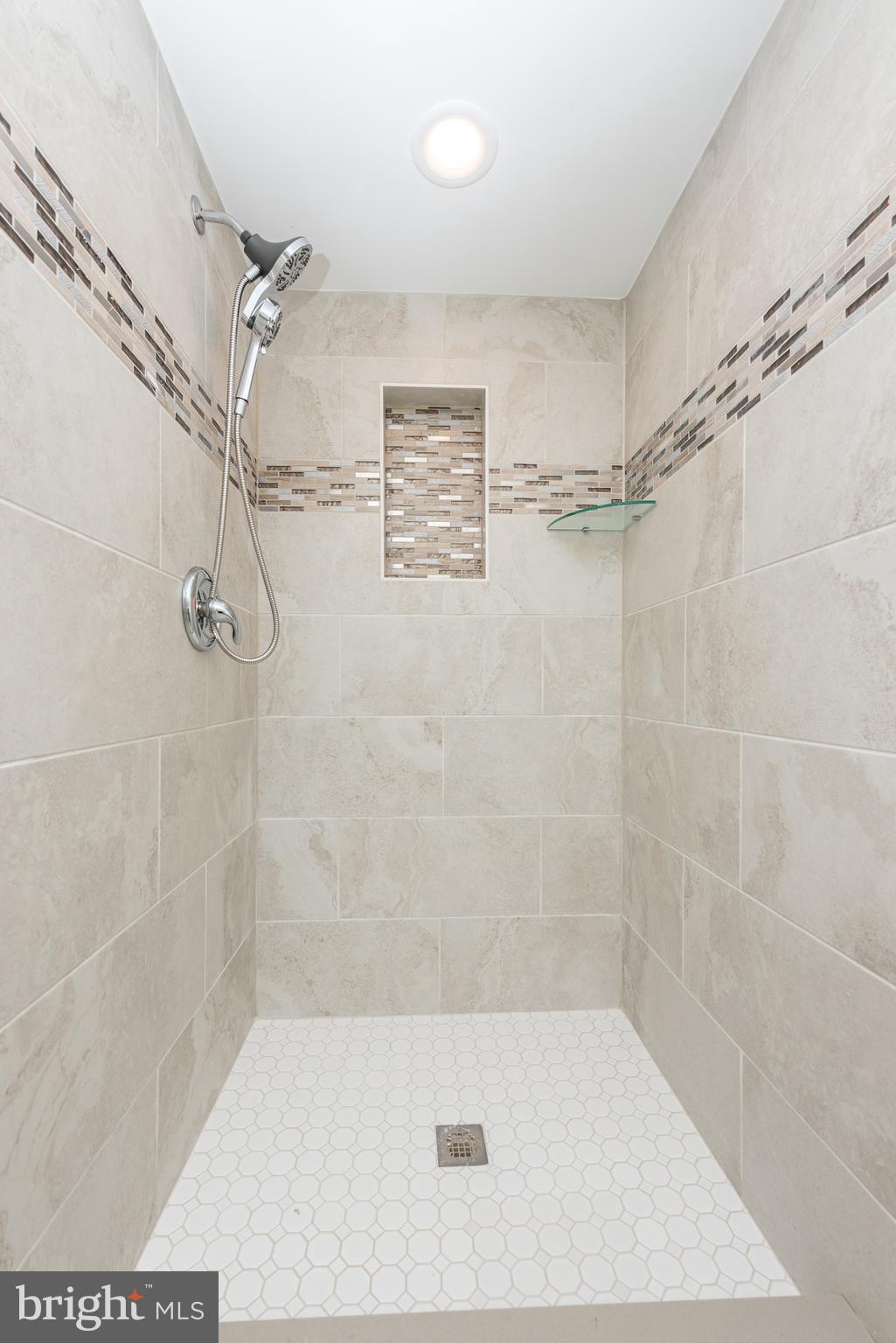 OLIVER - Residential