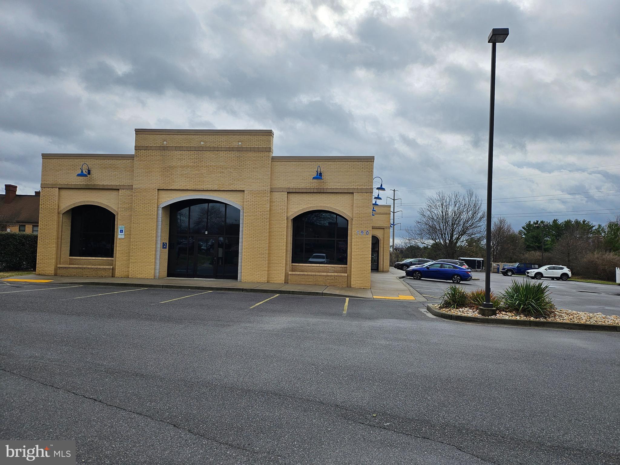 190 THOMAS JOHNSON DRIVE