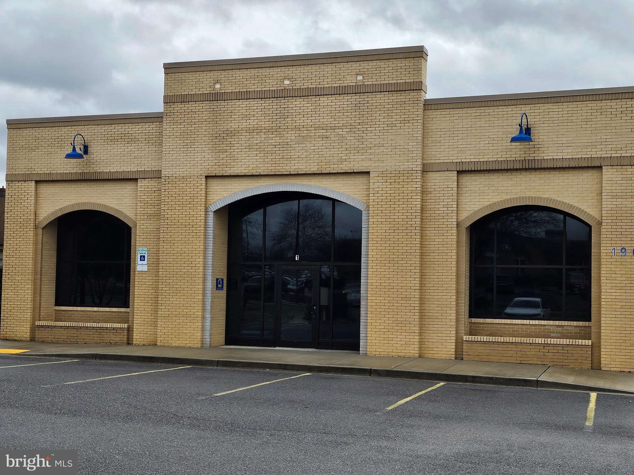 190 THOMAS JOHNSON DRIVE