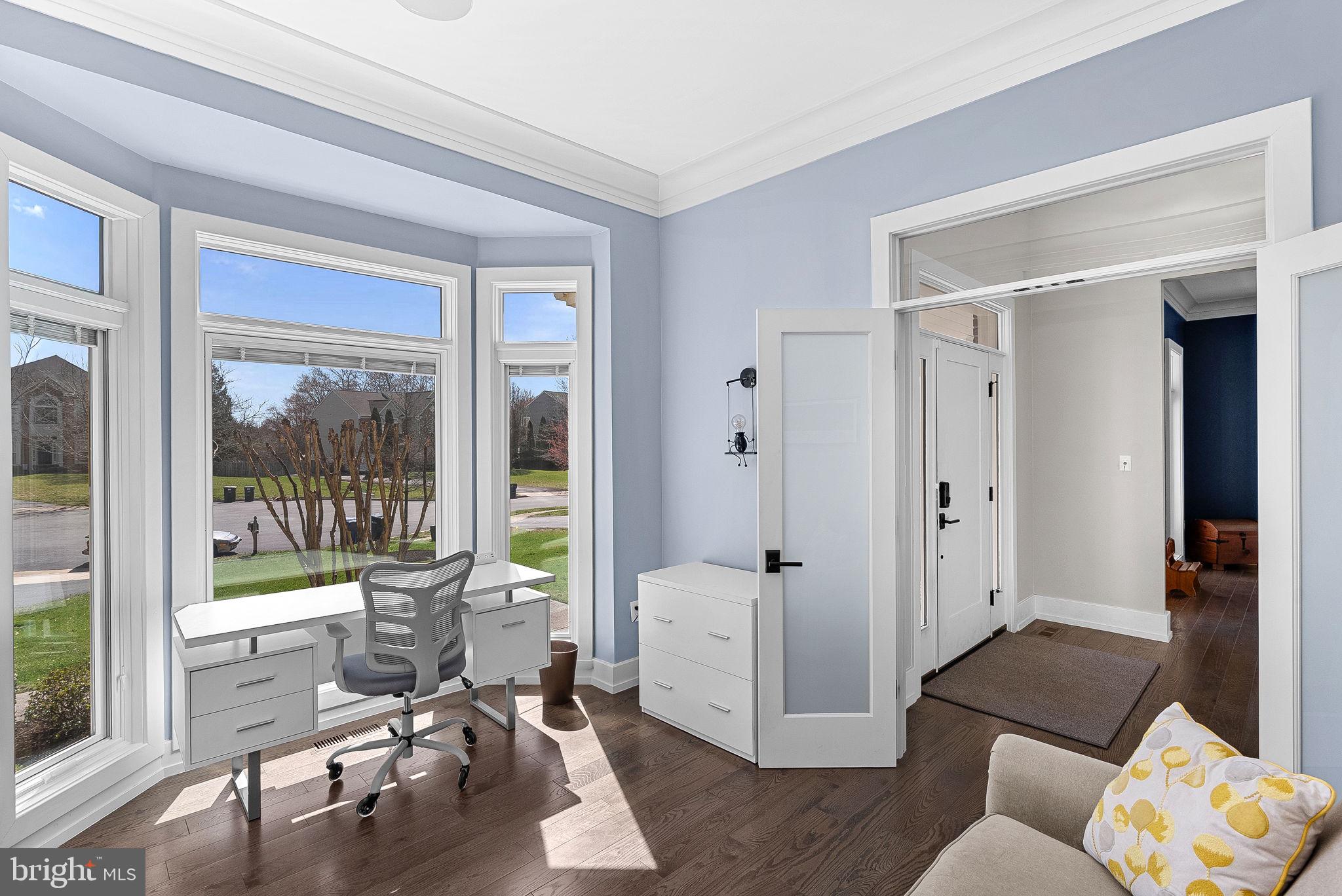 VANTAGE POINTE - Residential