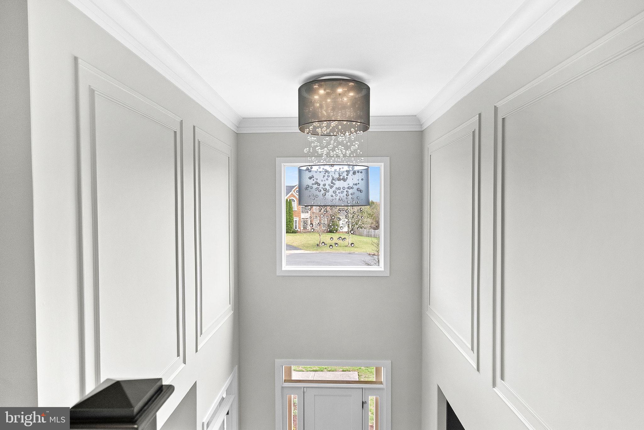 VANTAGE POINTE - Residential