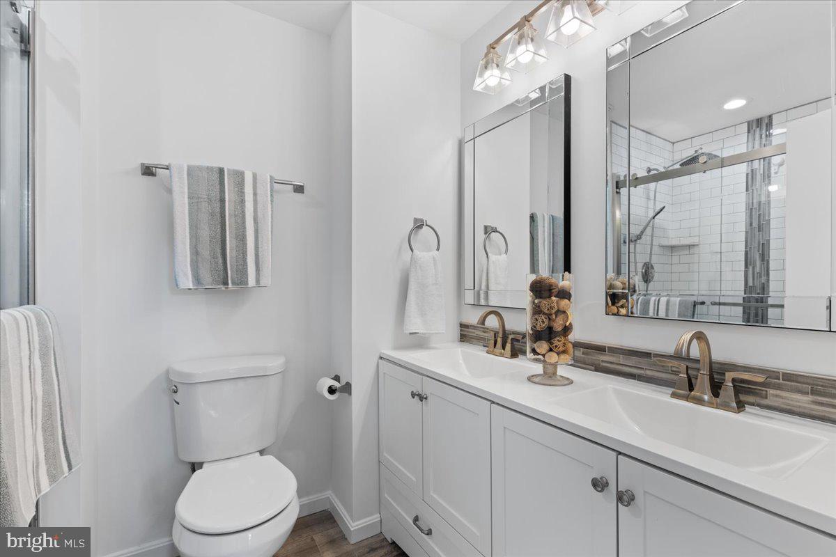 COUNTRYSIDE - Residential