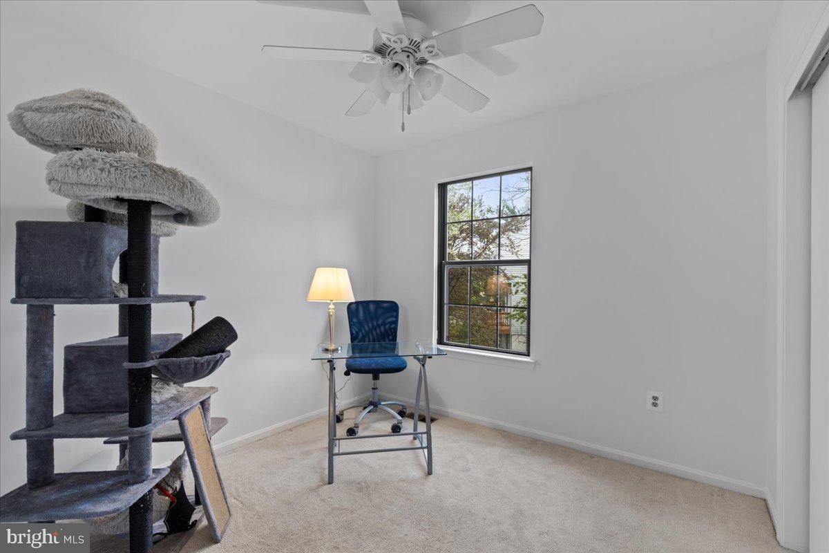 COUNTRYSIDE - Residential