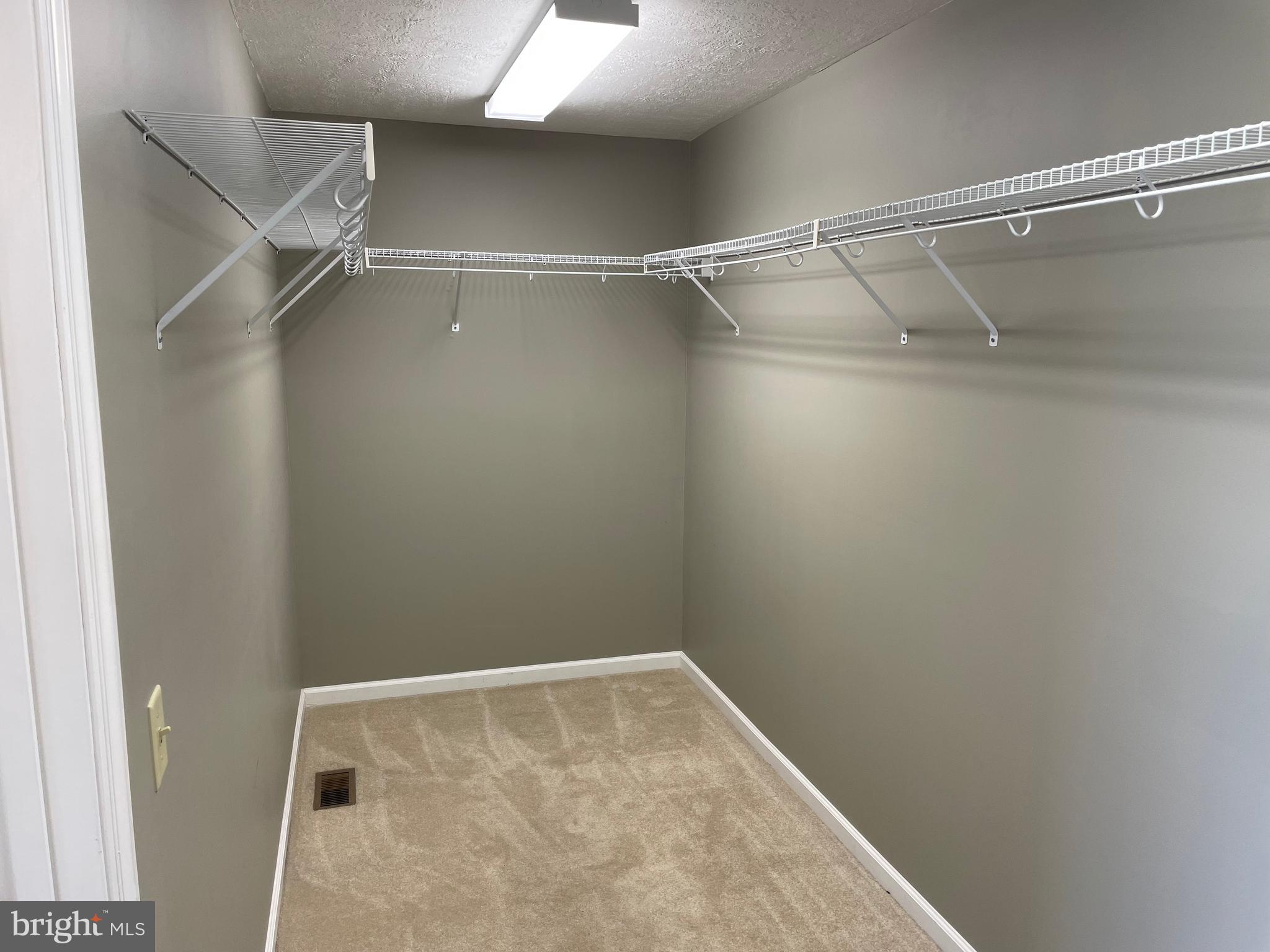 GRAND VIEW - Residential