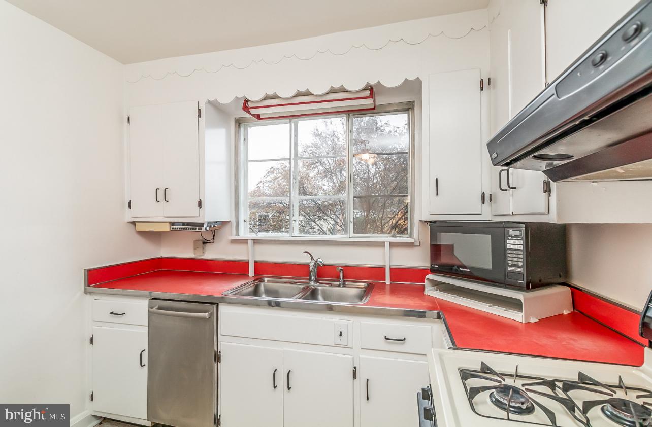 KNOLLWOOD - Residential