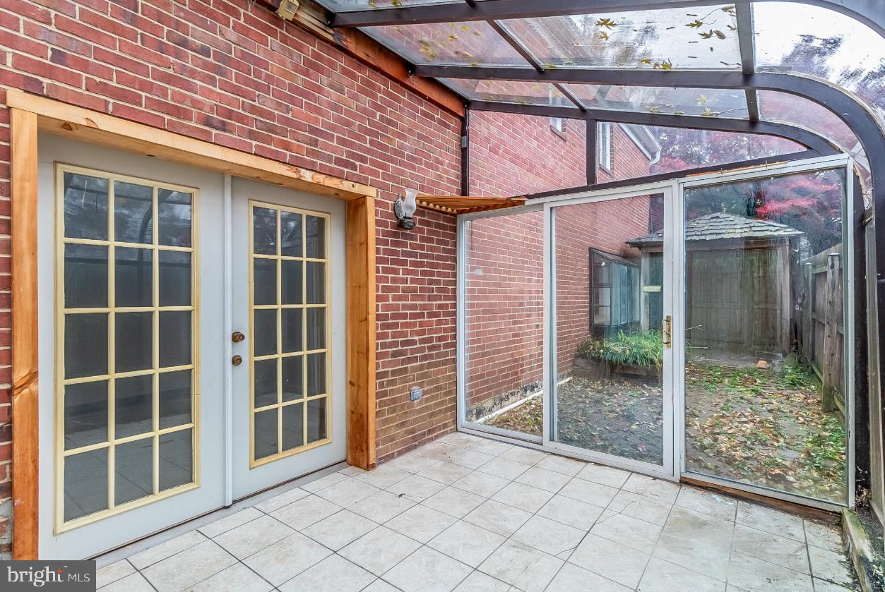 KNOLLWOOD - Residential