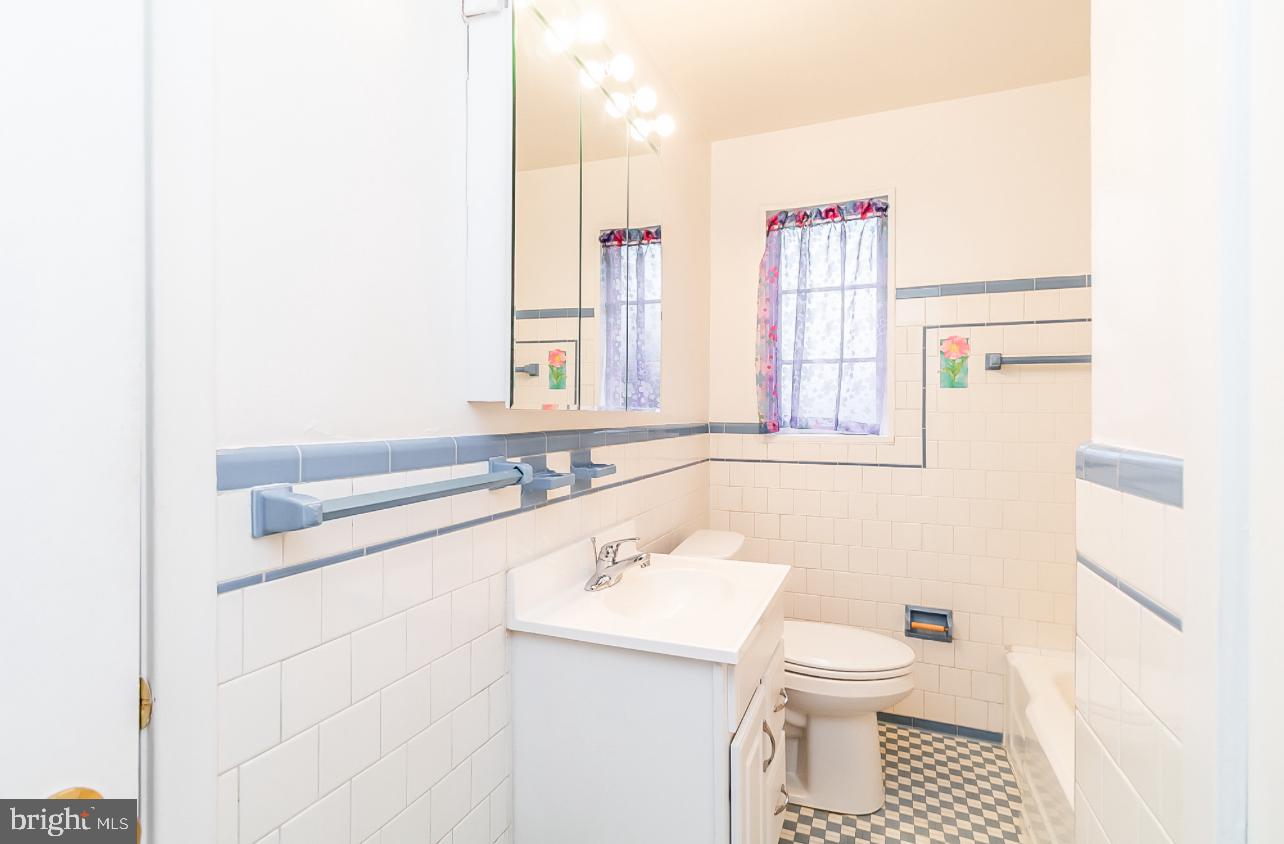 KNOLLWOOD - Residential