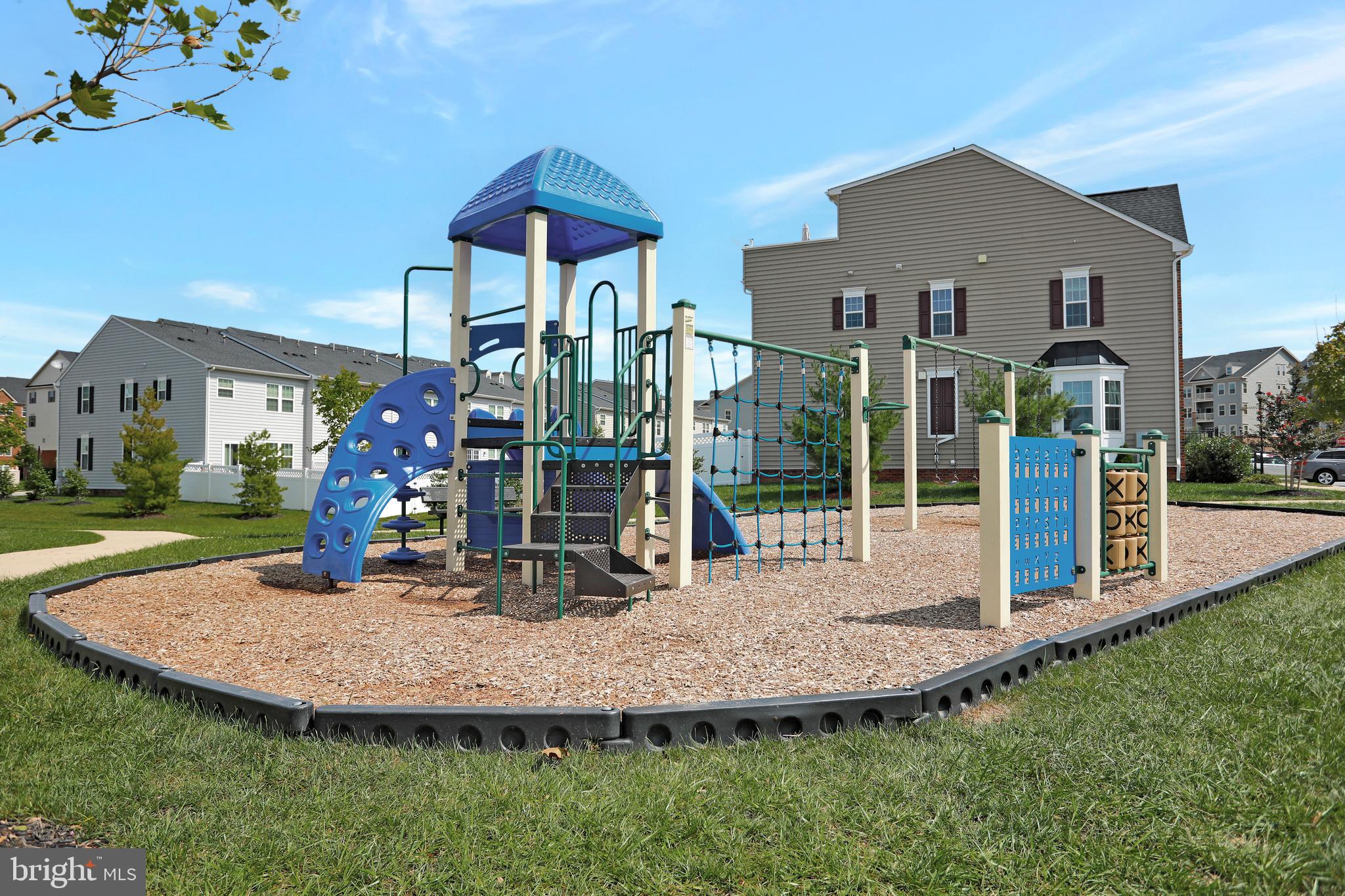 LINTON AT BALLENGER - Residential