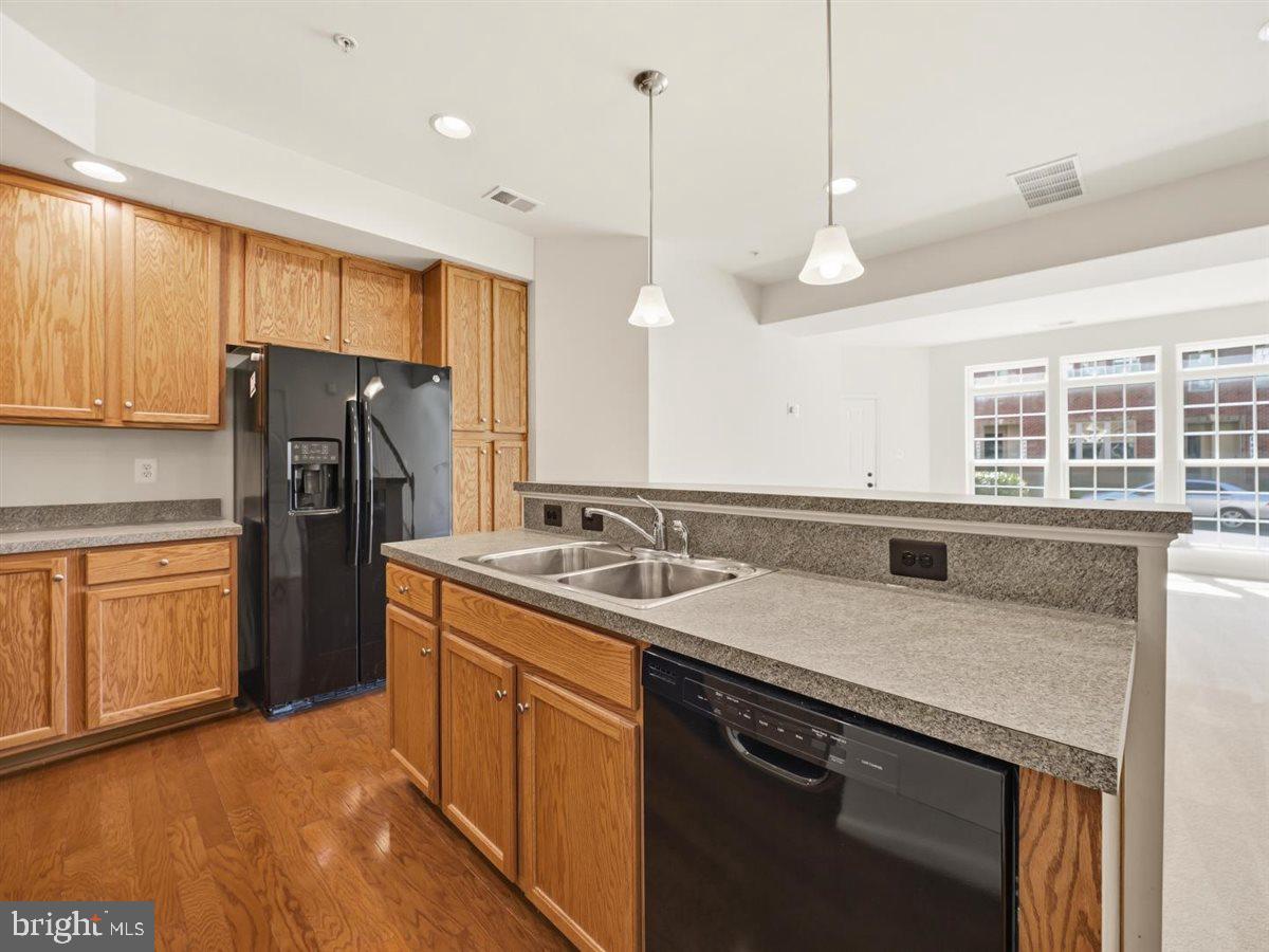 LINTON AT BALLENGER - Residential