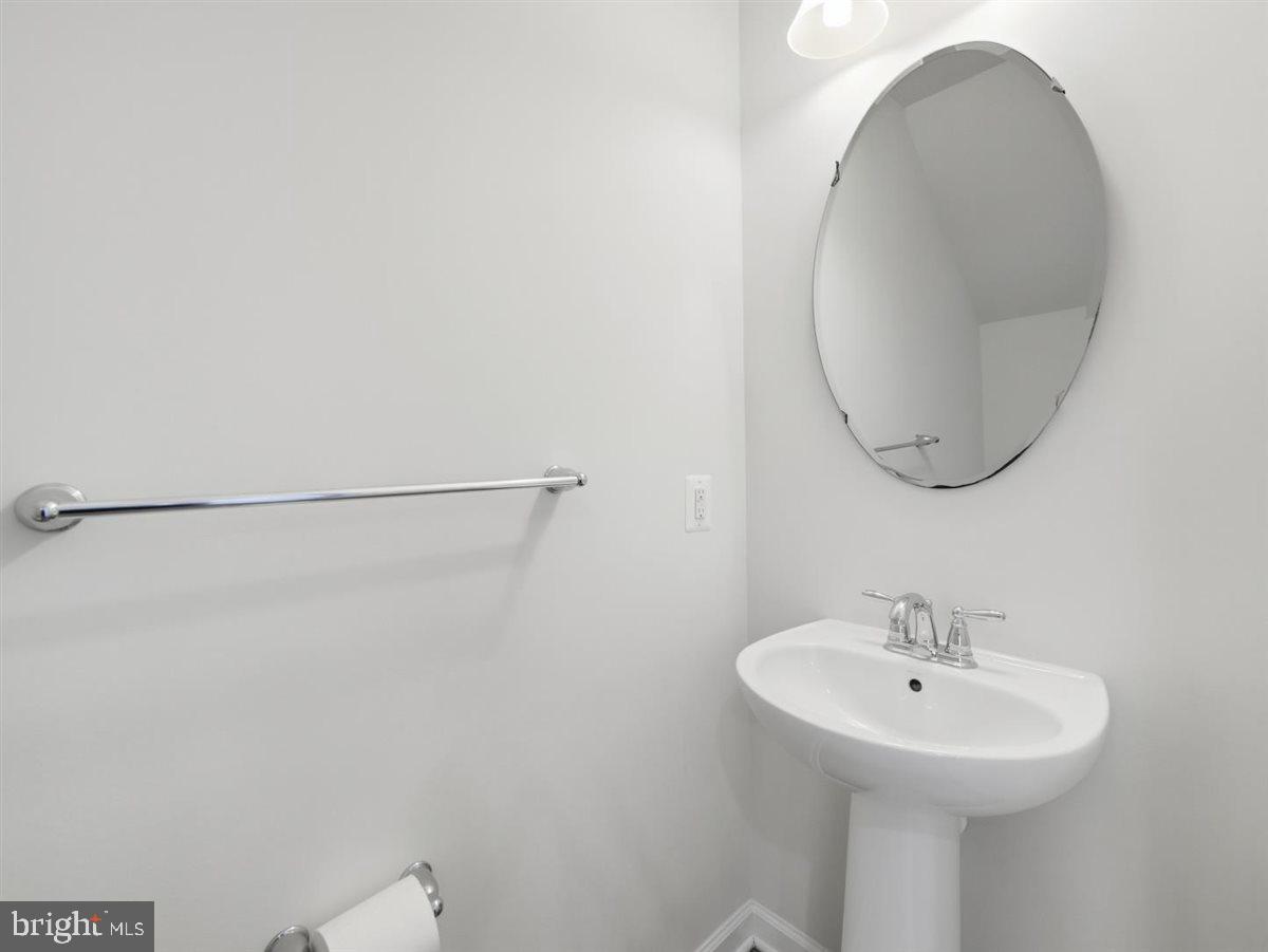 LINTON AT BALLENGER - Residential