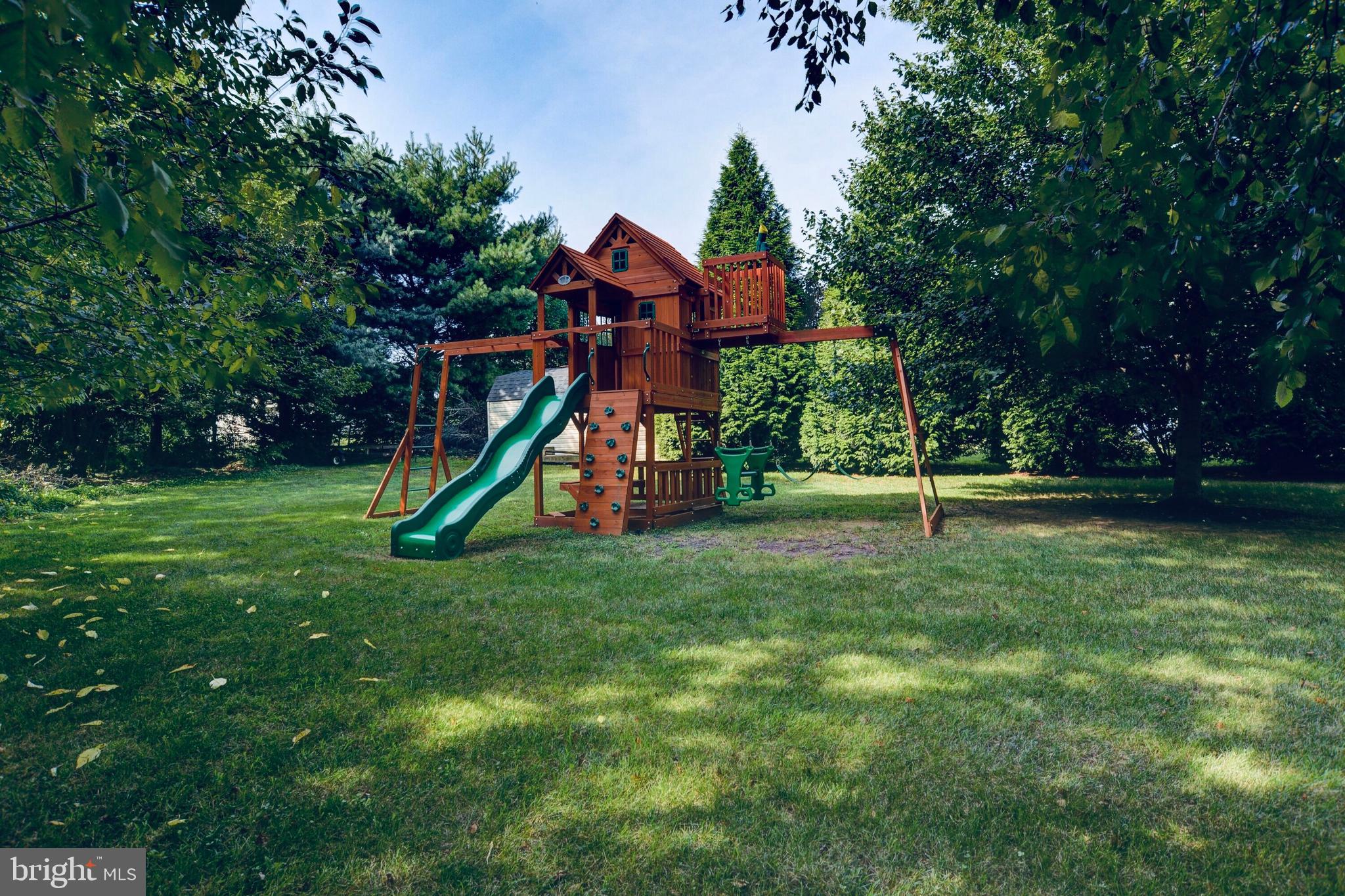 THE RIDINGS - Residential