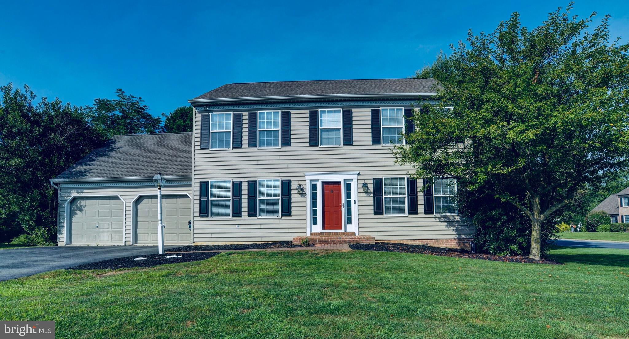 THE RIDINGS - Residential