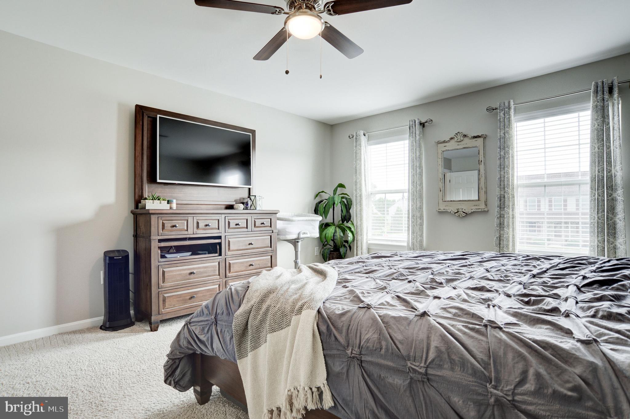 THE RIDINGS - Residential