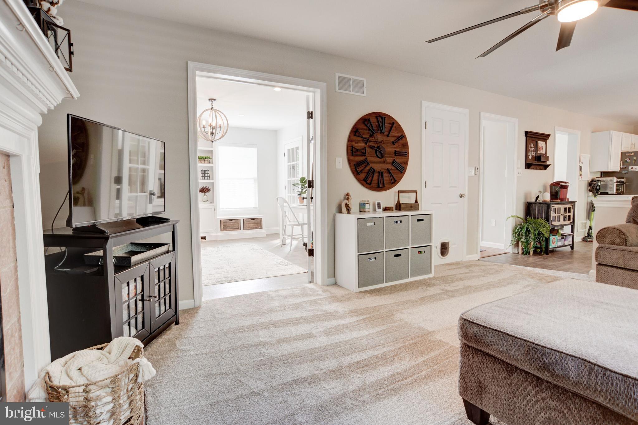 THE RIDINGS - Residential